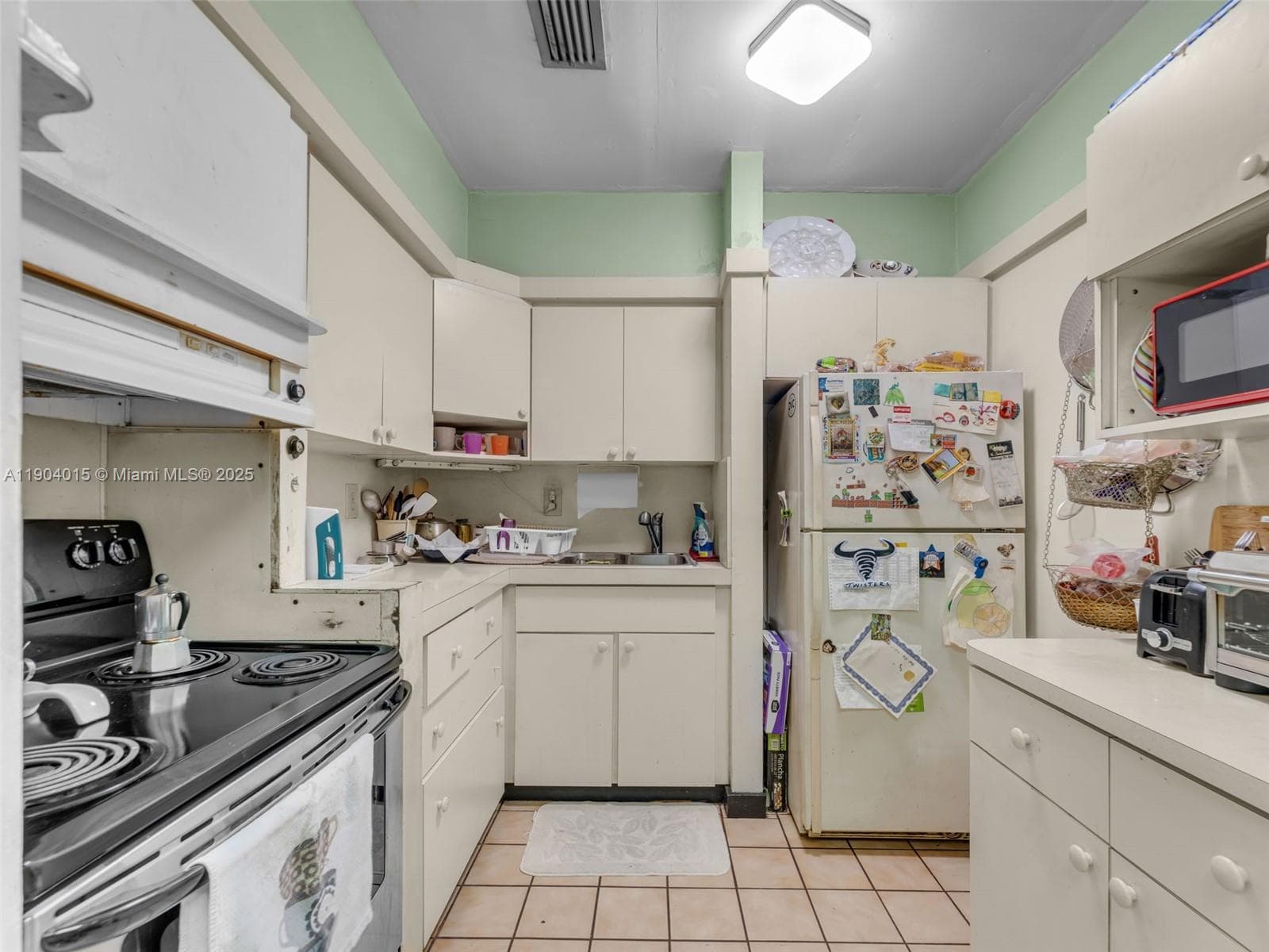 520 NW 32nd Pl, Miami FL 33125 — 41