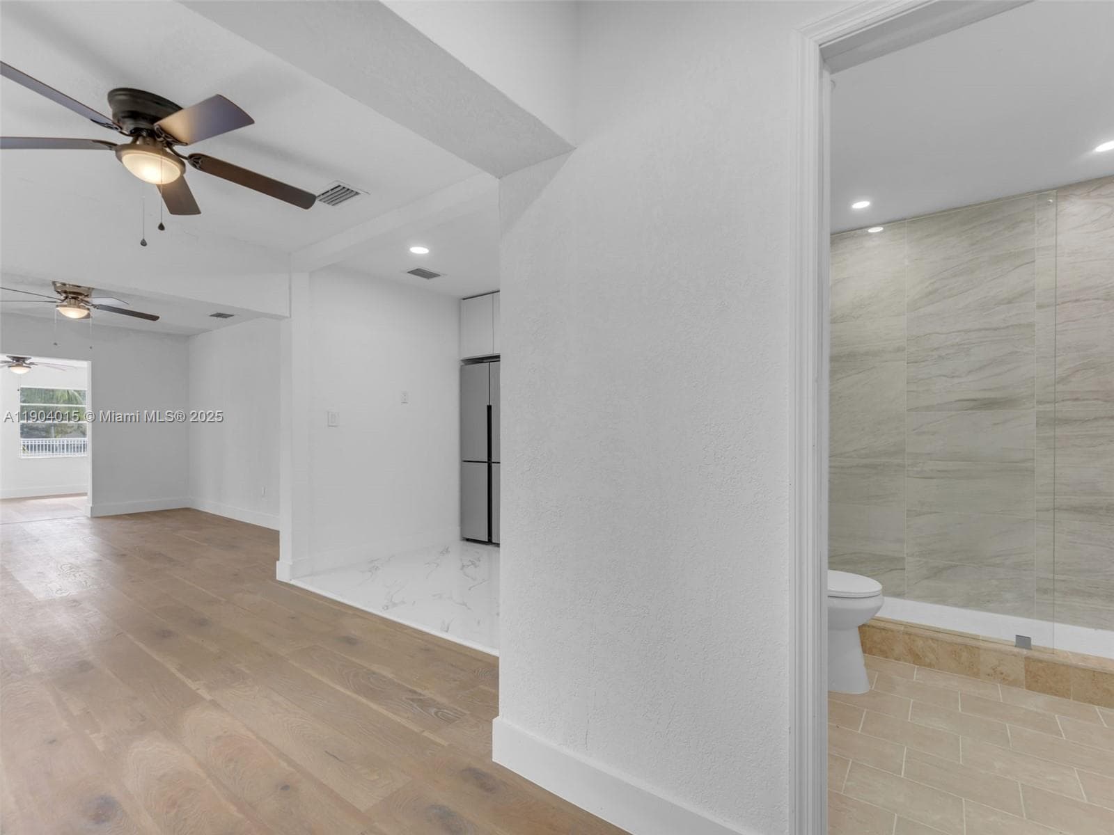 520 NW 32nd Pl, Miami FL 33125 — 18