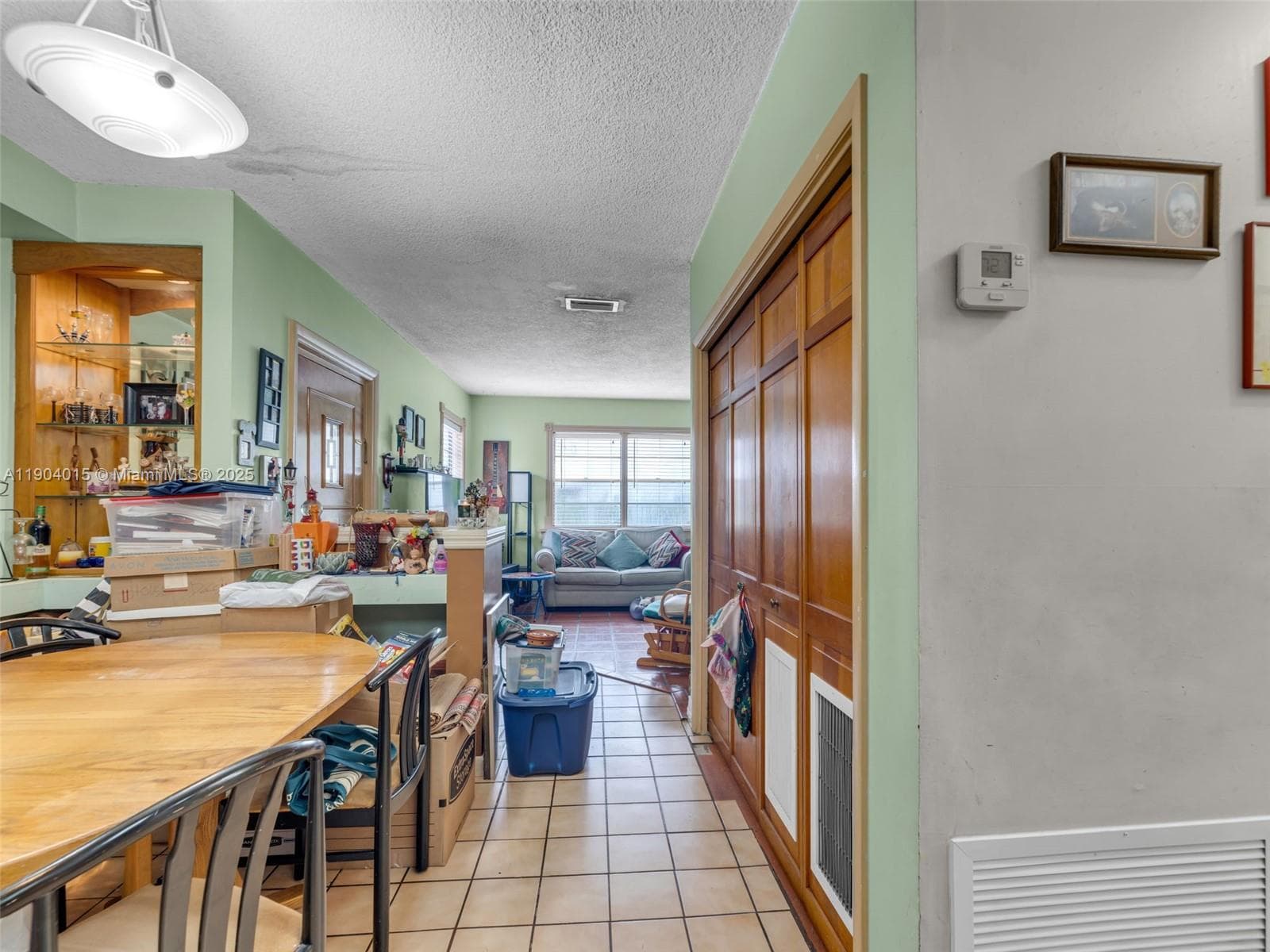 520 NW 32nd Pl, Miami FL 33125 — 54