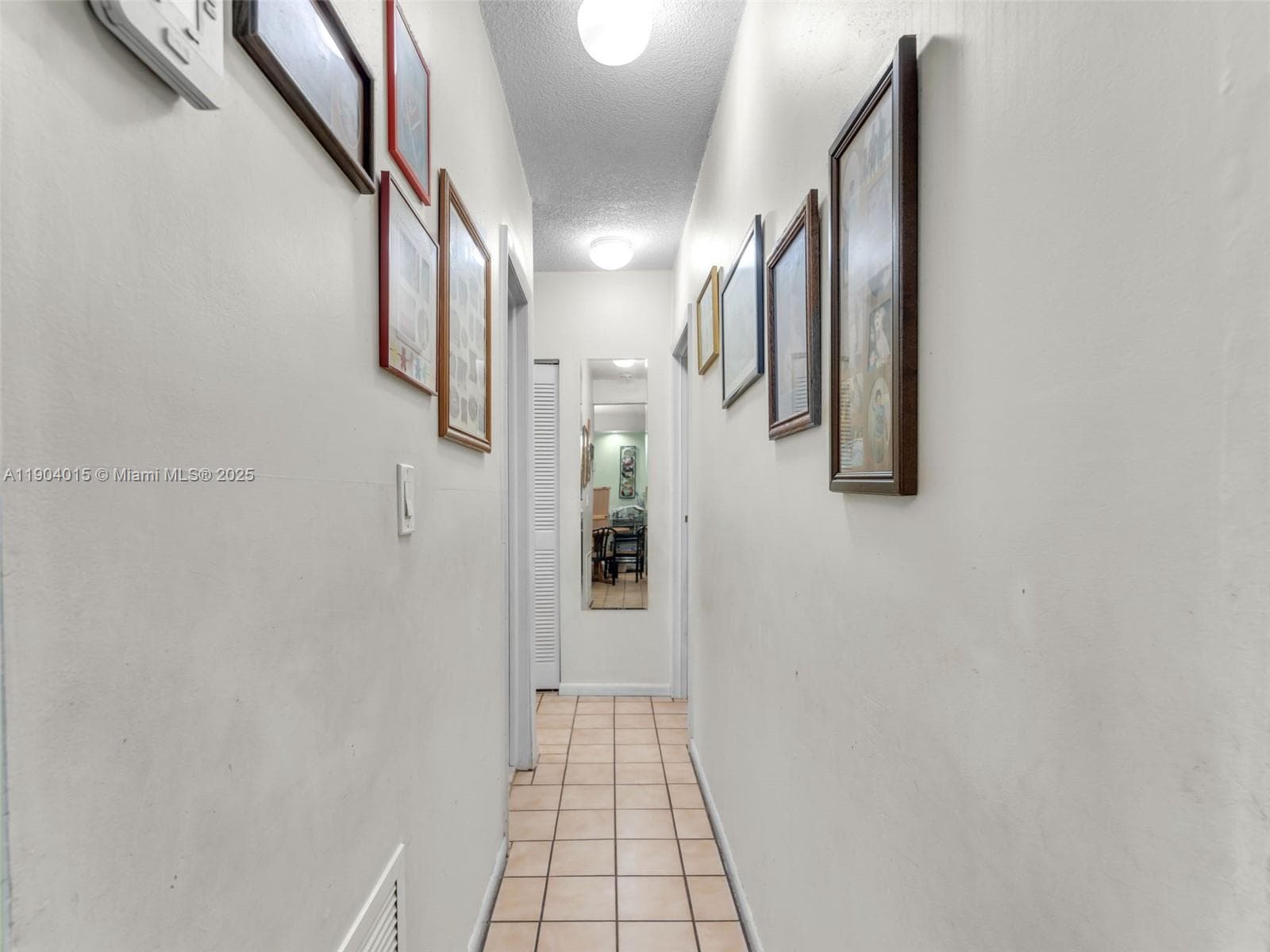 520 NW 32nd Pl, Miami FL 33125 — 44