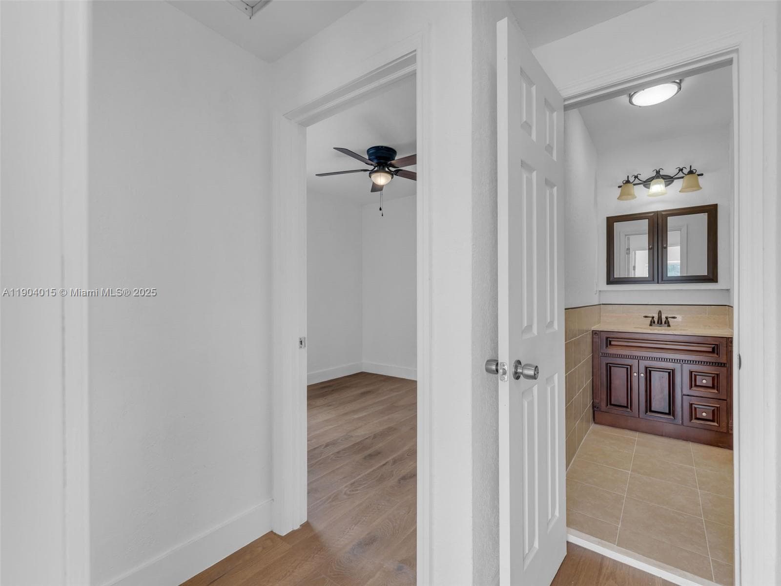 520 NW 32nd Pl, Miami FL 33125 — 25