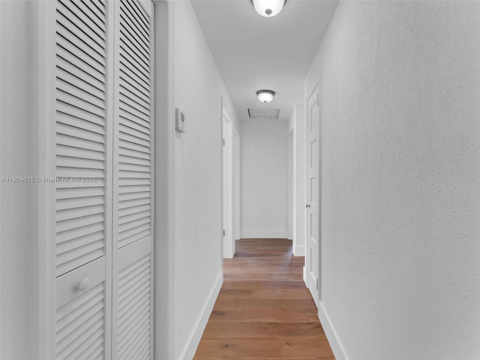 520 NW 32nd Pl, Miami FL 33125 — 21