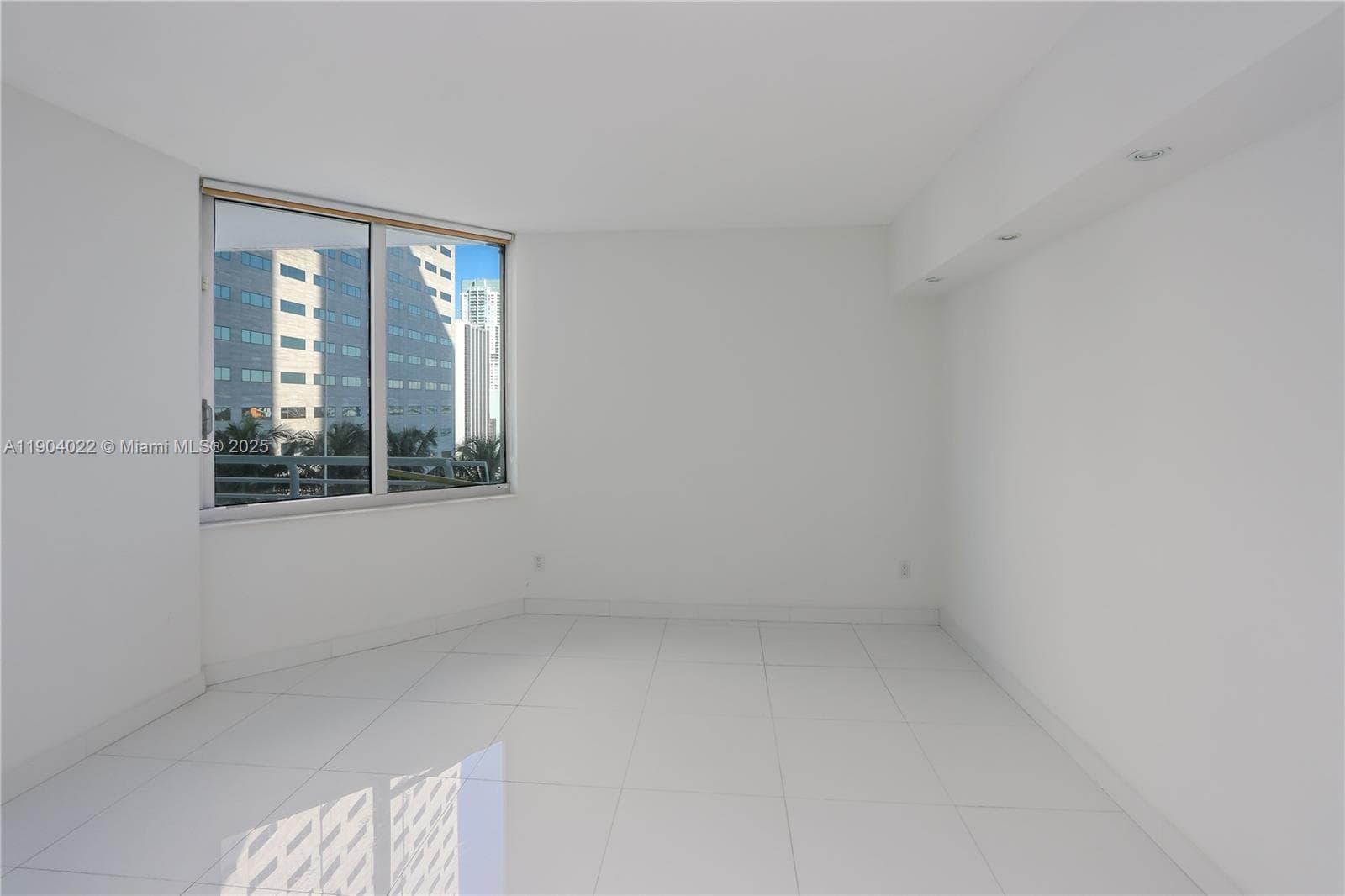 325 S Biscayne Blvd # 1722, Miami FL 33131 — 5