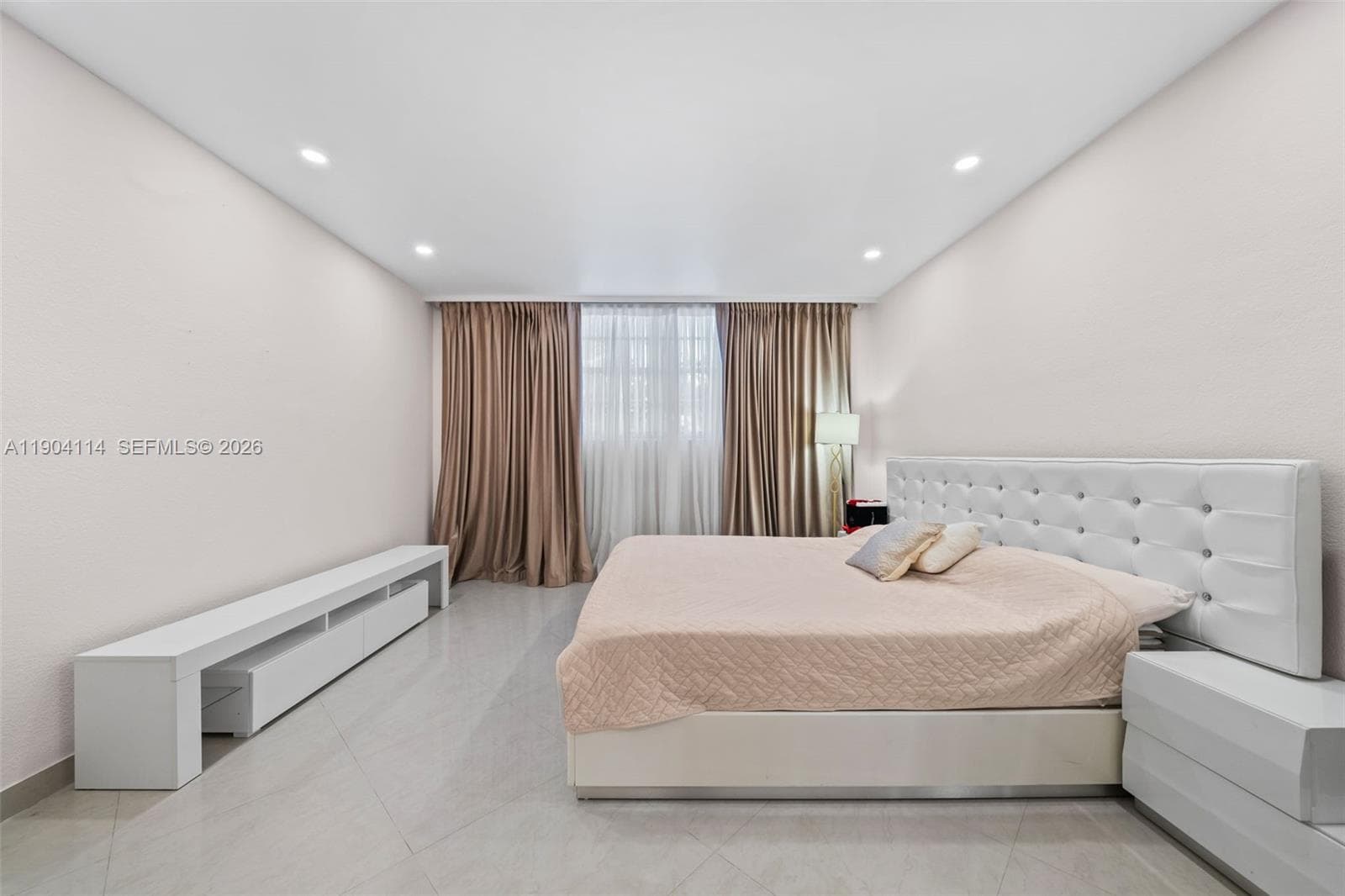 19390 Collins Ave # 209, Sunny Isles Beach FL 33160 — 12