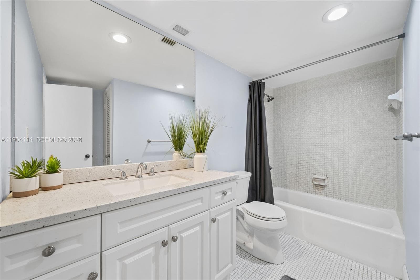 19390 Collins Ave # 209, Sunny Isles Beach FL 33160 — 14