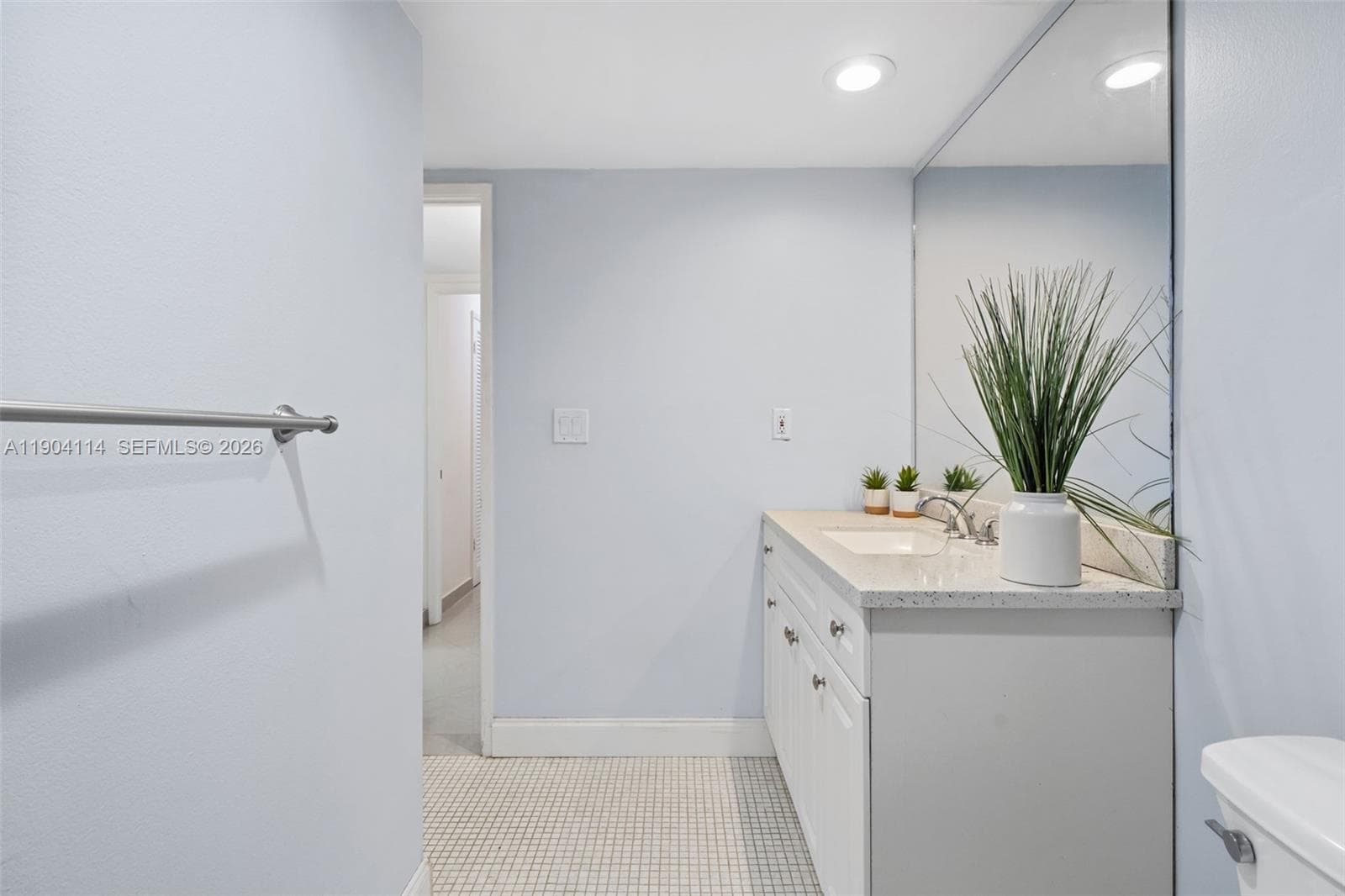19390 Collins Ave # 209, Sunny Isles Beach FL 33160 — 15