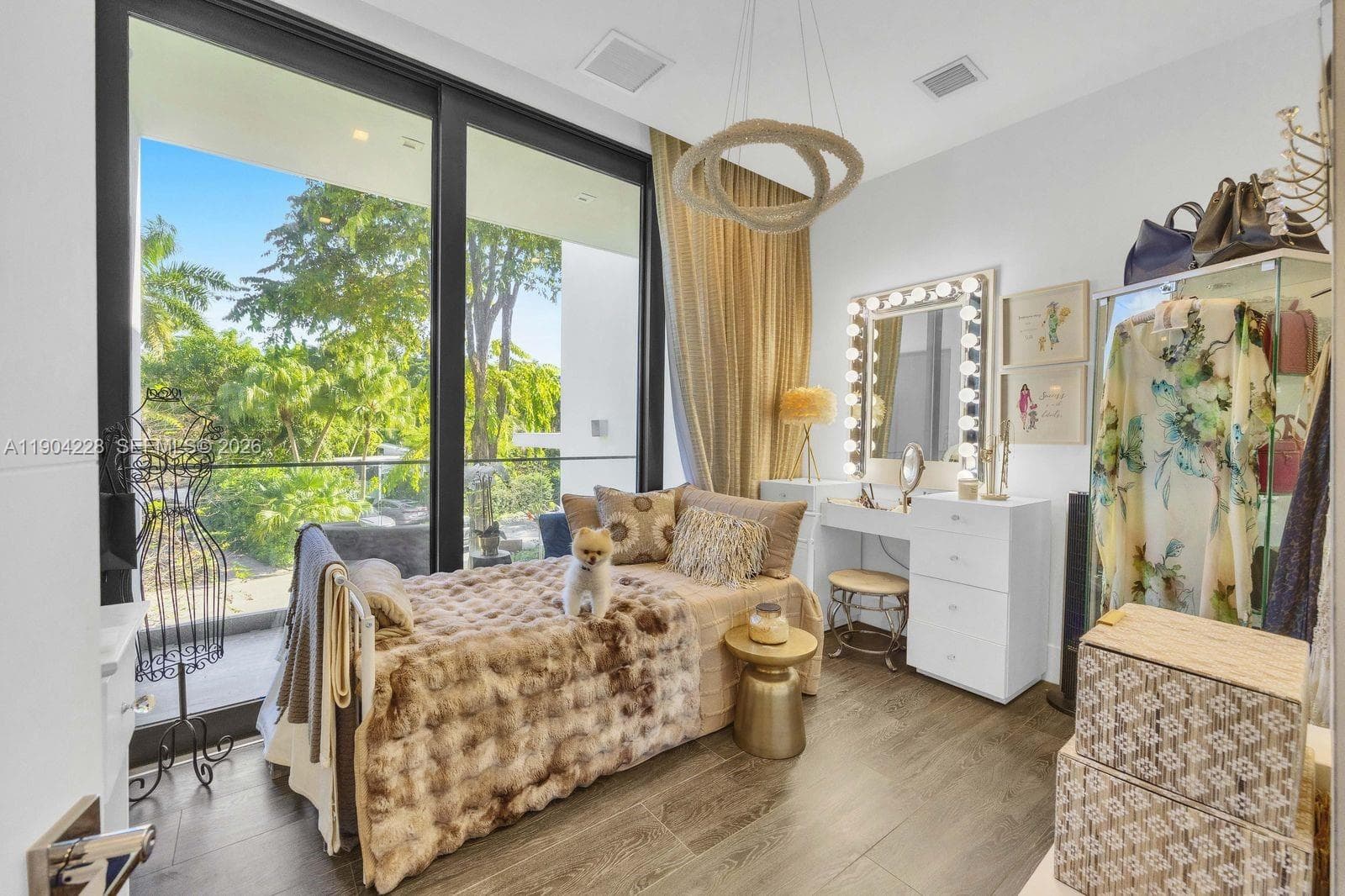 3764 Carmen Ct, Miami FL 33133 — 52