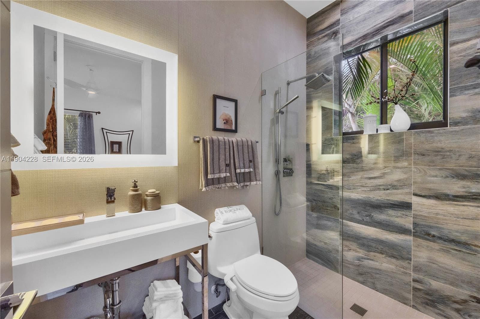 3764 Carmen Ct, Miami FL 33133 — 37