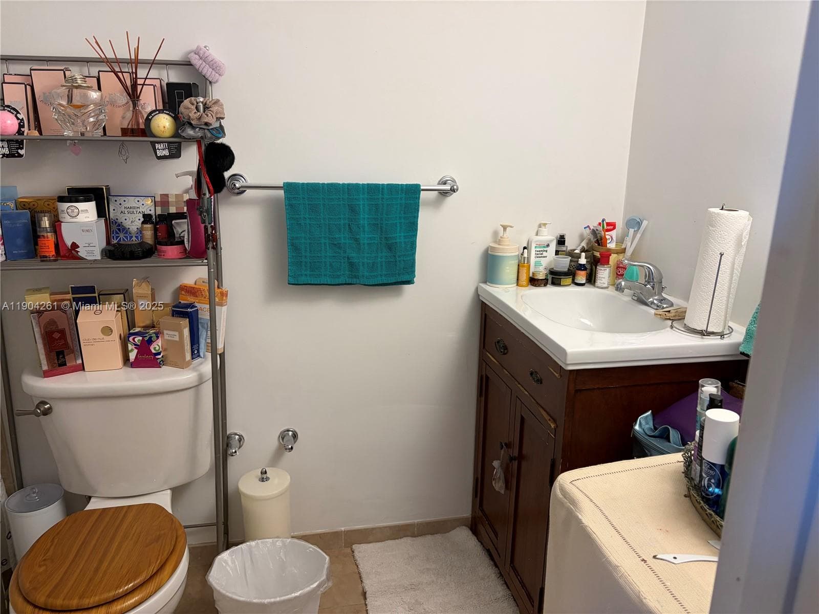 1401 NE Miami Gardens Dr # 997, Miami FL 33179 — 14