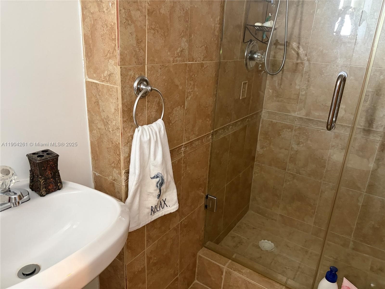 1401 NE Miami Gardens Dr # 997, Miami FL 33179 — 11