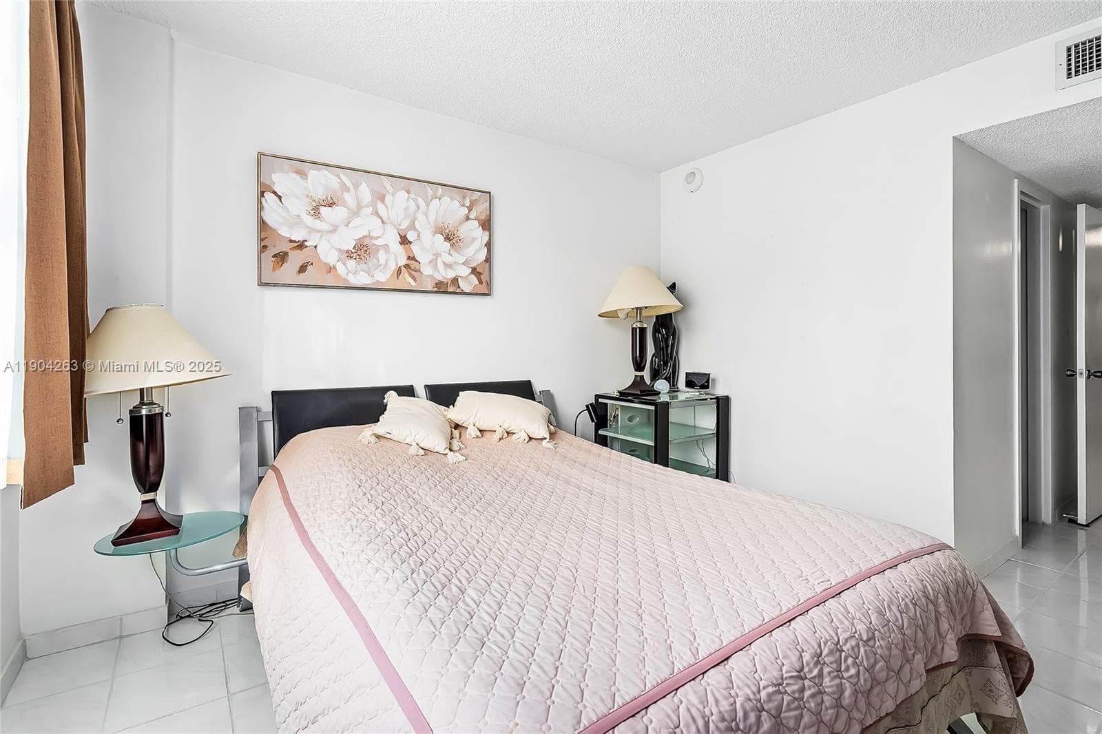 301 174th St # 2208, Sunny Isles Beach FL 33160 — 23