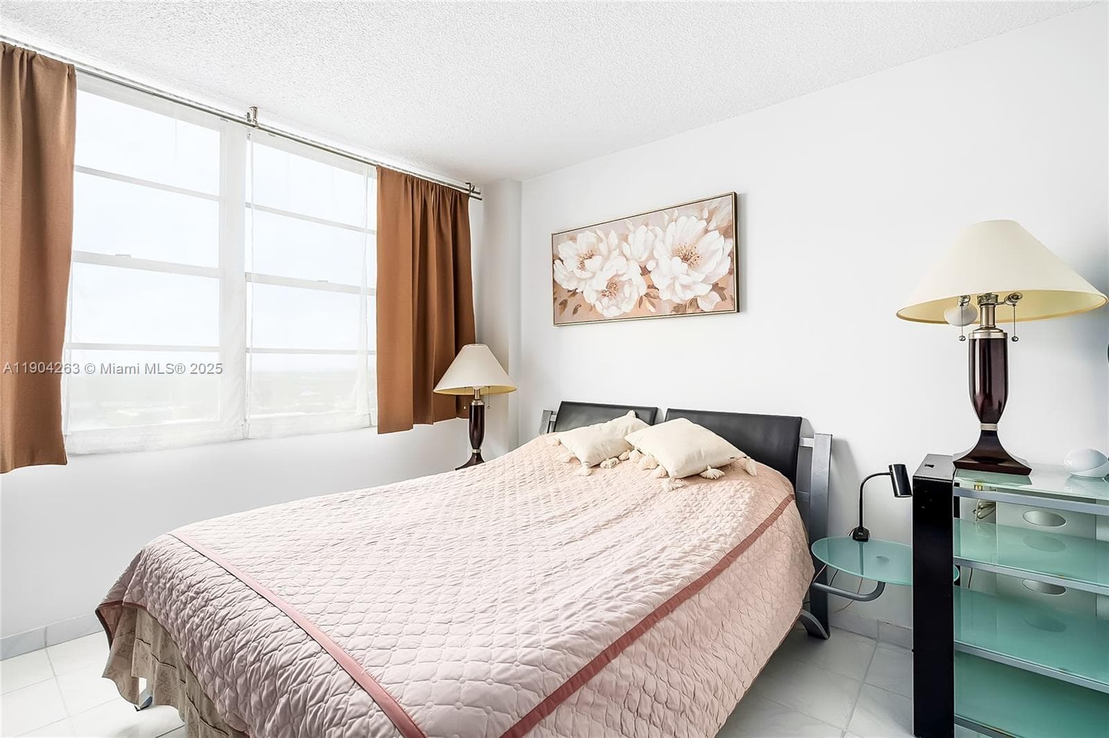 301 174th St # 2208, Sunny Isles Beach FL 33160 — 22