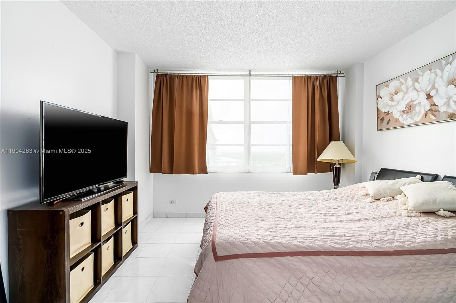 301 174th St # 2208, Sunny Isles Beach FL 33160 — 24