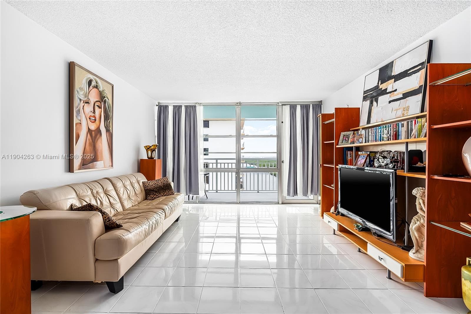 301 174th St # 2208, Sunny Isles Beach FL 33160 — 14