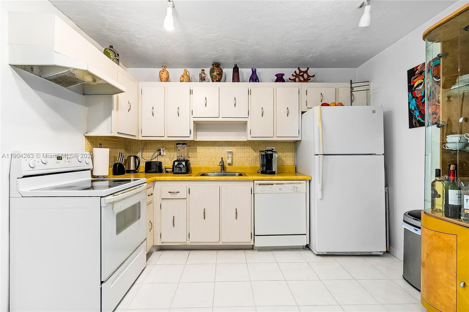 301 174th St # 2208, Sunny Isles Beach FL 33160 — 15