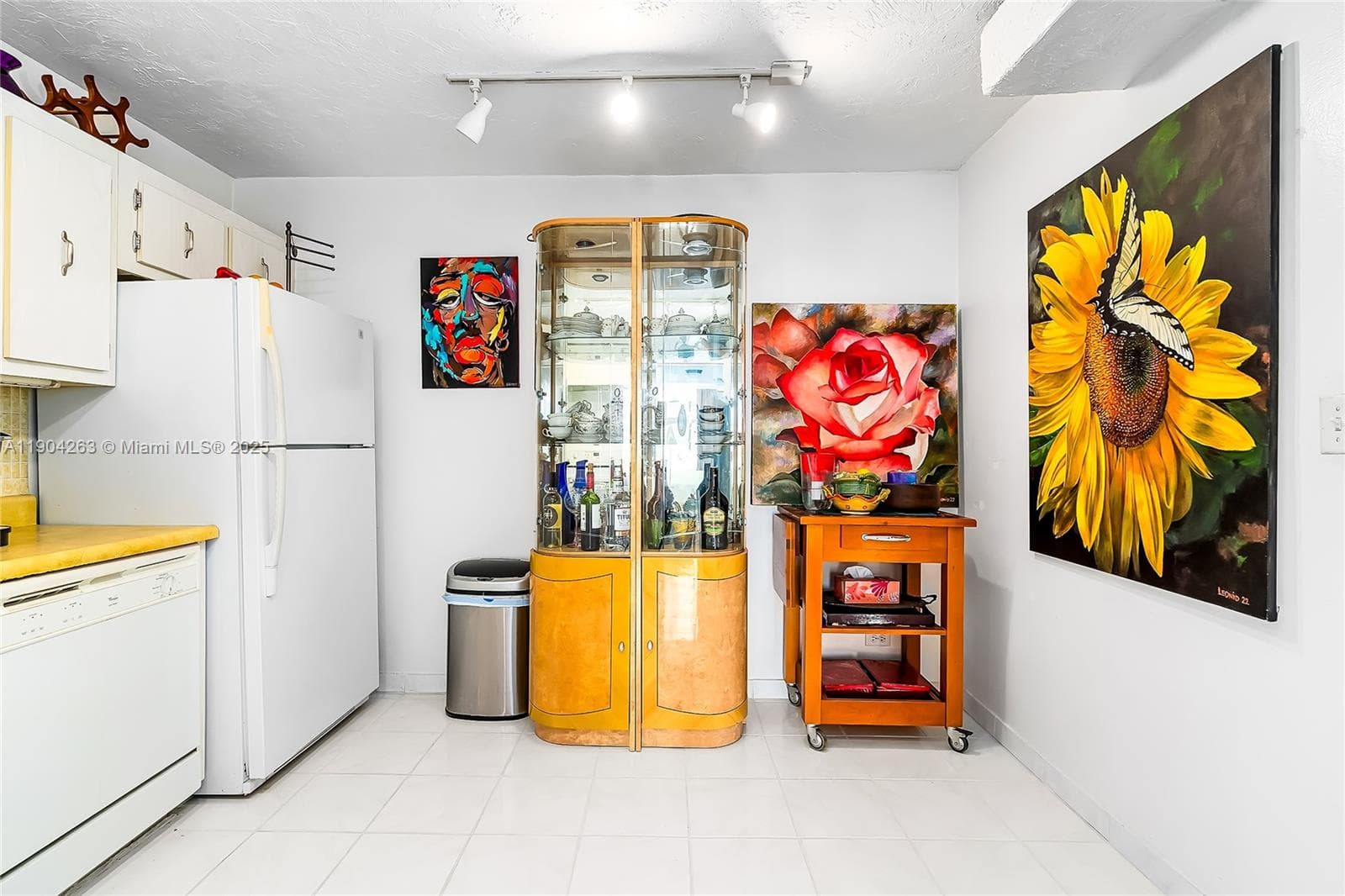 301 174th St # 2208, Sunny Isles Beach FL 33160 — 19