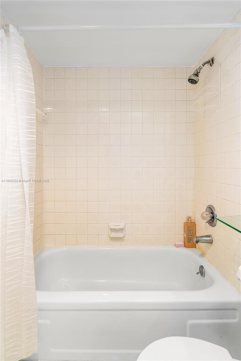 301 174th St # 2208, Sunny Isles Beach FL 33160 — 29