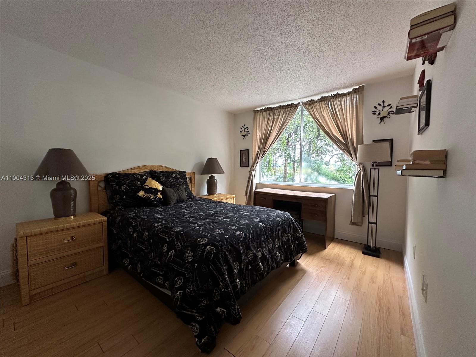 1720 NW N River Dr # 305, Miami FL 33125 — 4