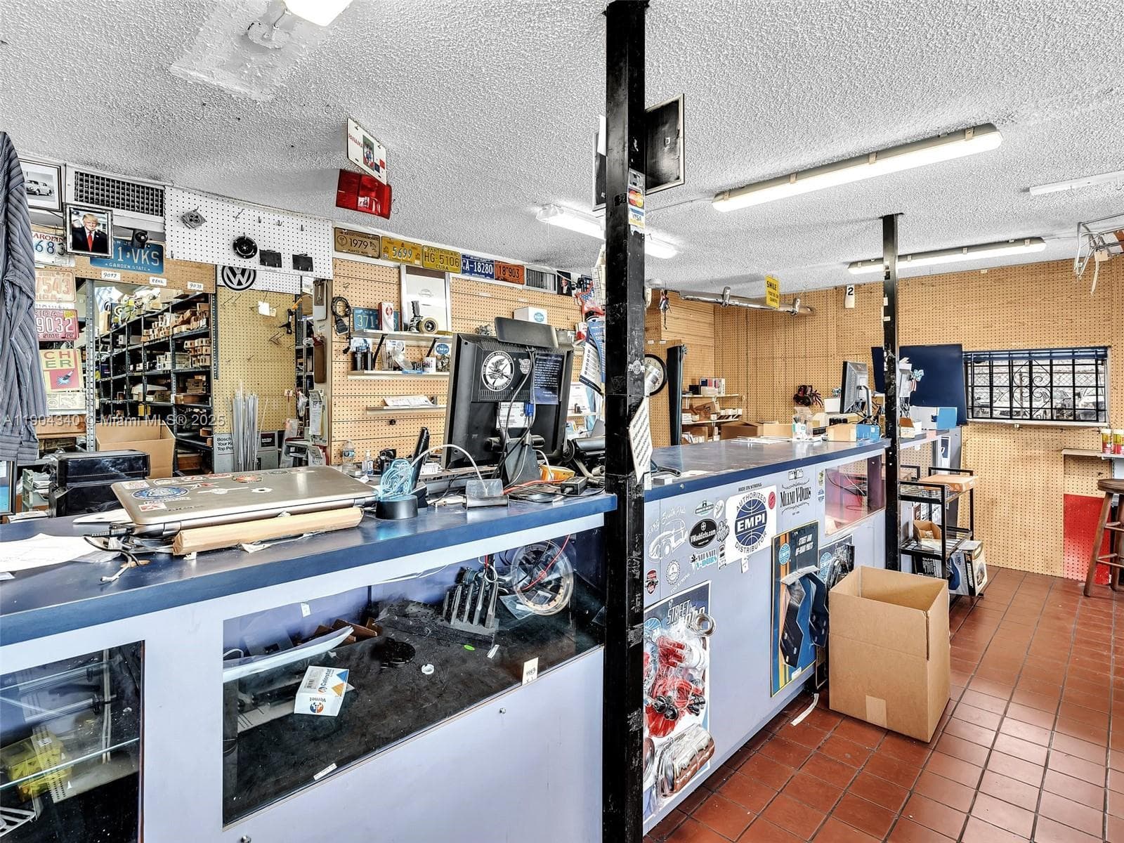2112 NW 36th St, Miami FL 33142 — 13