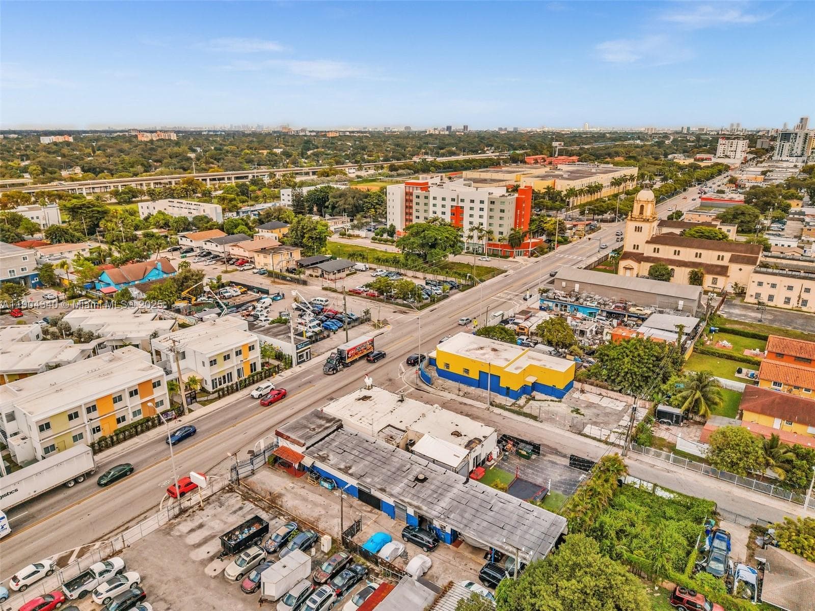 2112 NW 36th St, Miami FL 33142 — 5