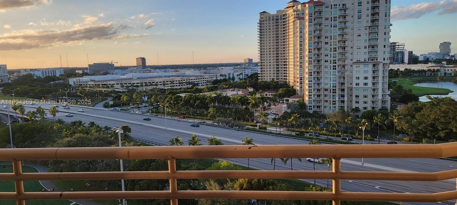 3300 NE 191st St # 1403, Aventura FL 33180 — 1