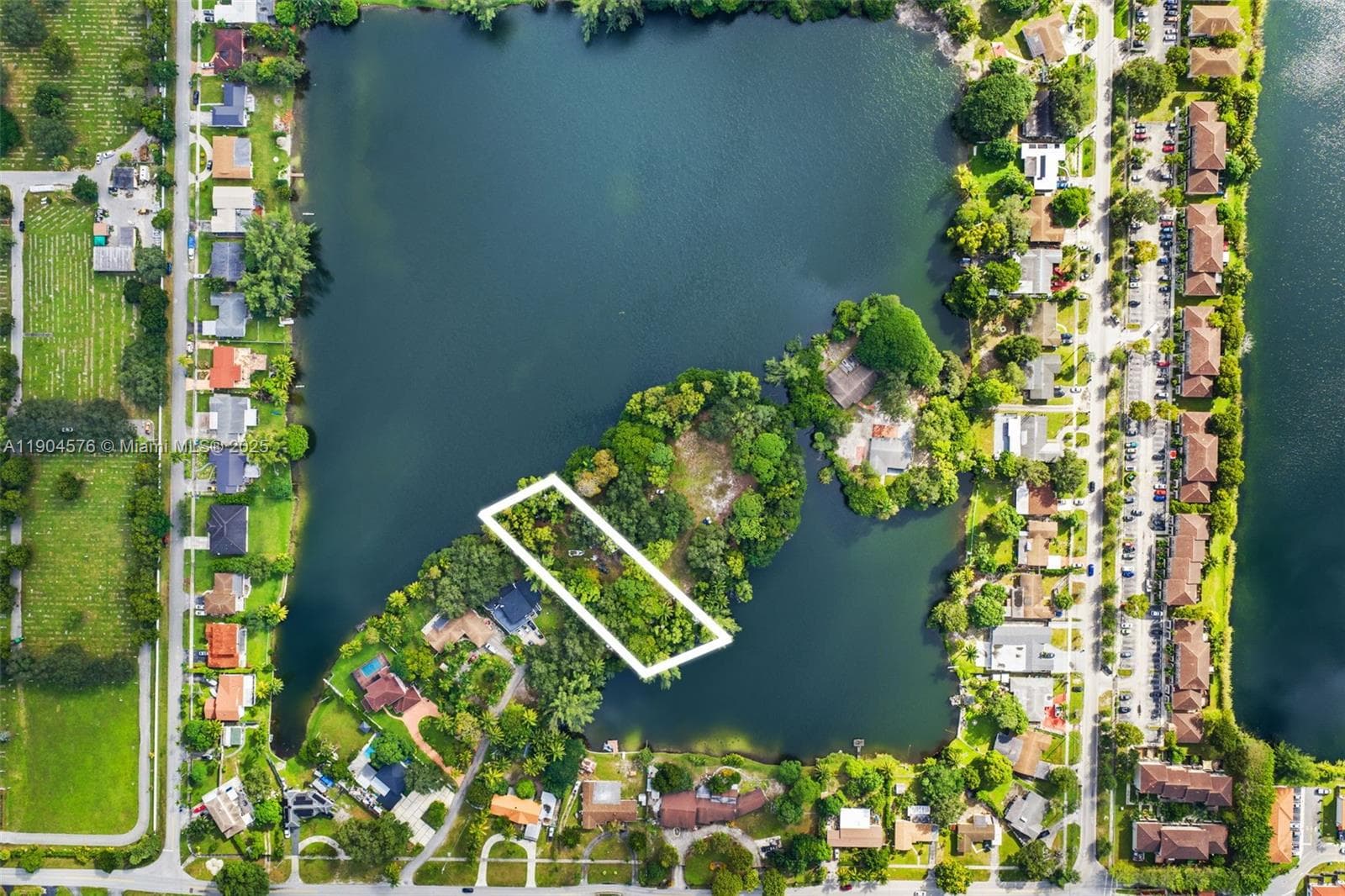 14141 NW 14th Dr, Miami FL 33167 — 8
