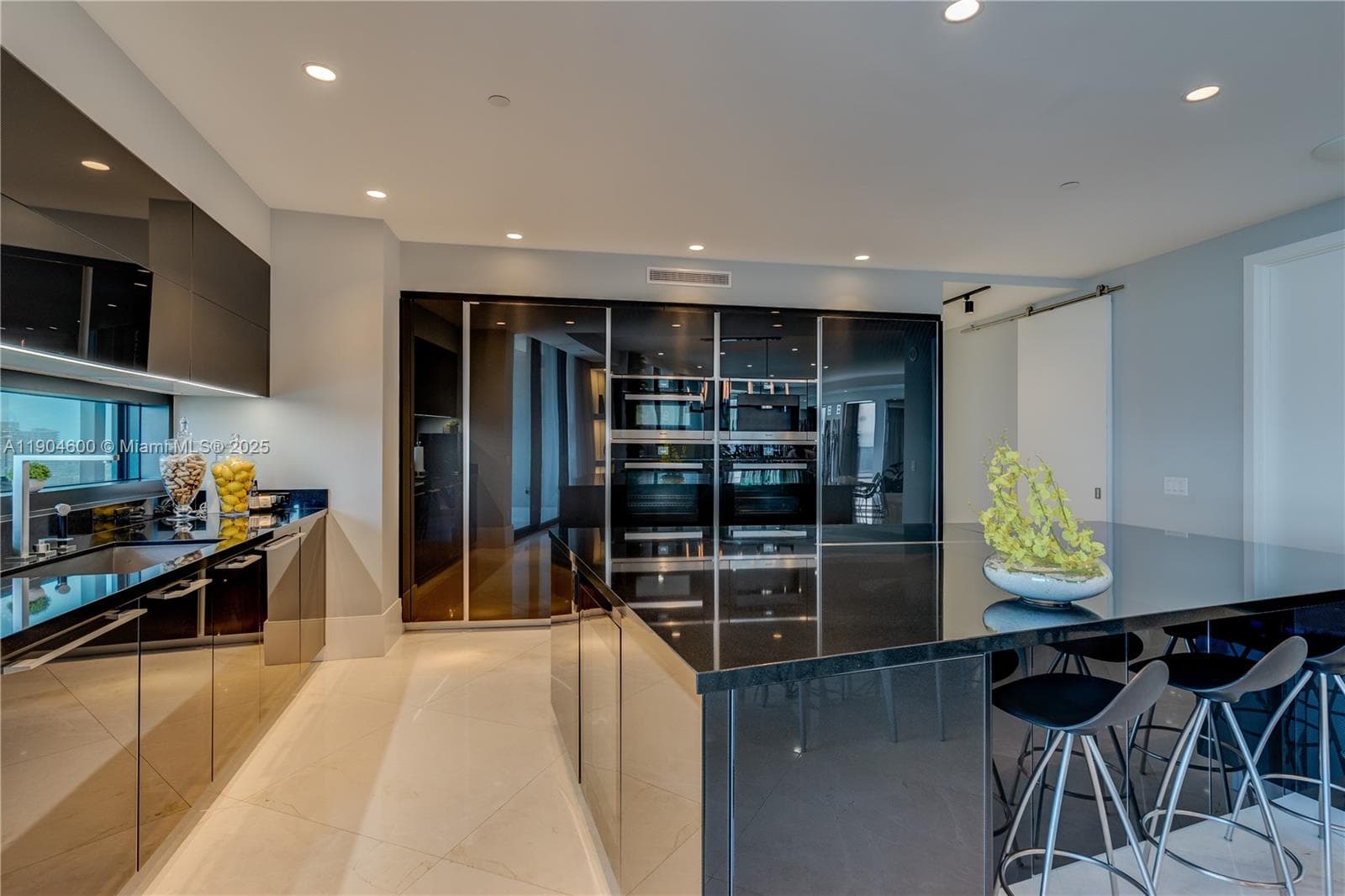 18555 Collins Ave # 2403, Sunny Isles Beach FL 33160 — 10