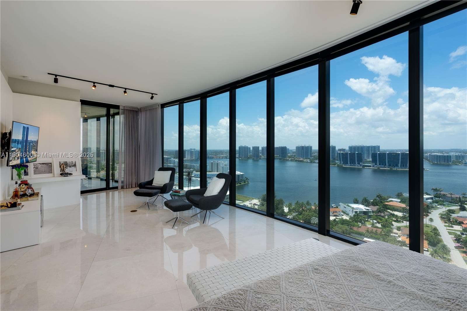 18555 Collins Ave # 2403, Sunny Isles Beach FL 33160 — 14