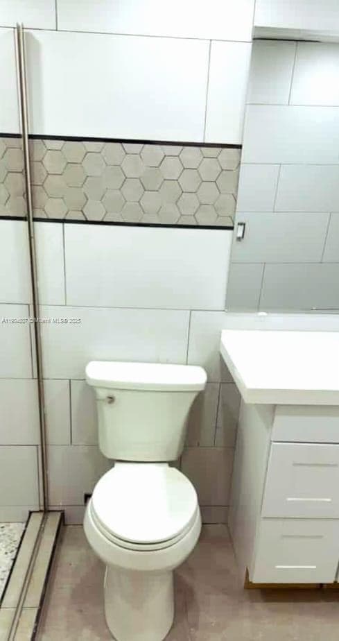 5445 Collins Ave # 617, Miami Beach FL 33140 — 8