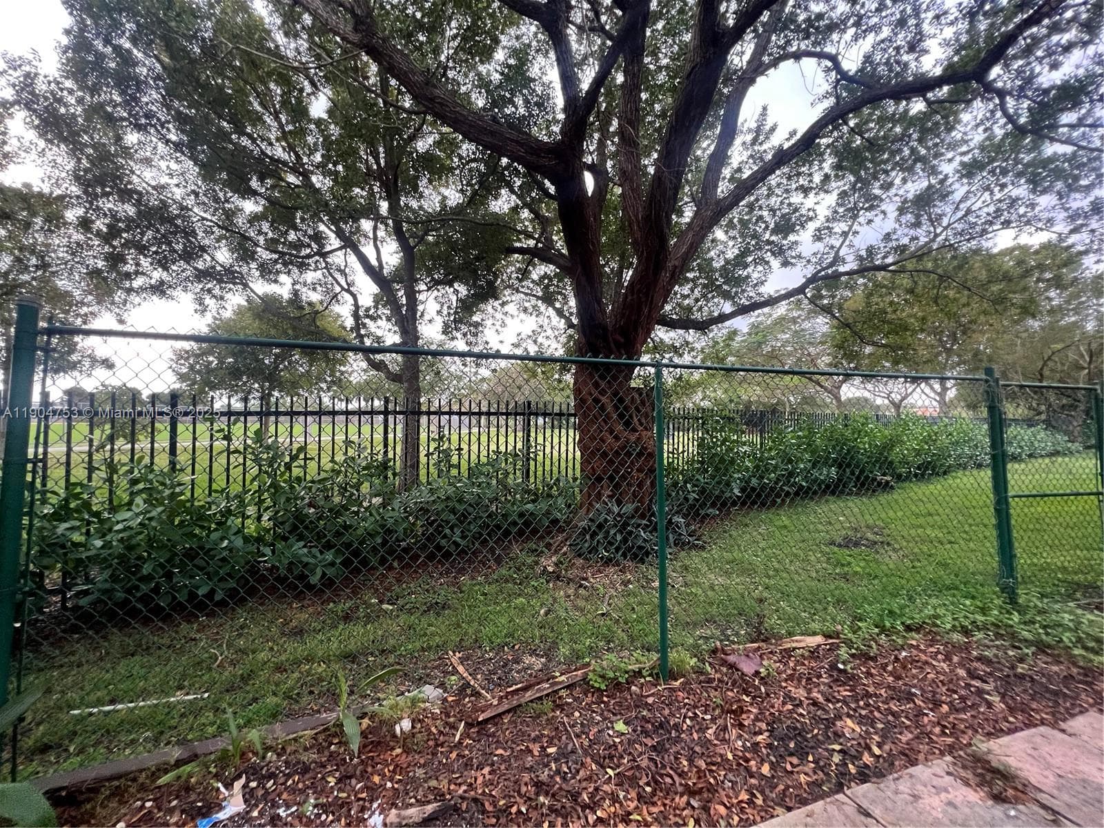 8564 SW 214th Way, Cutler Bay FL 33189 — 17