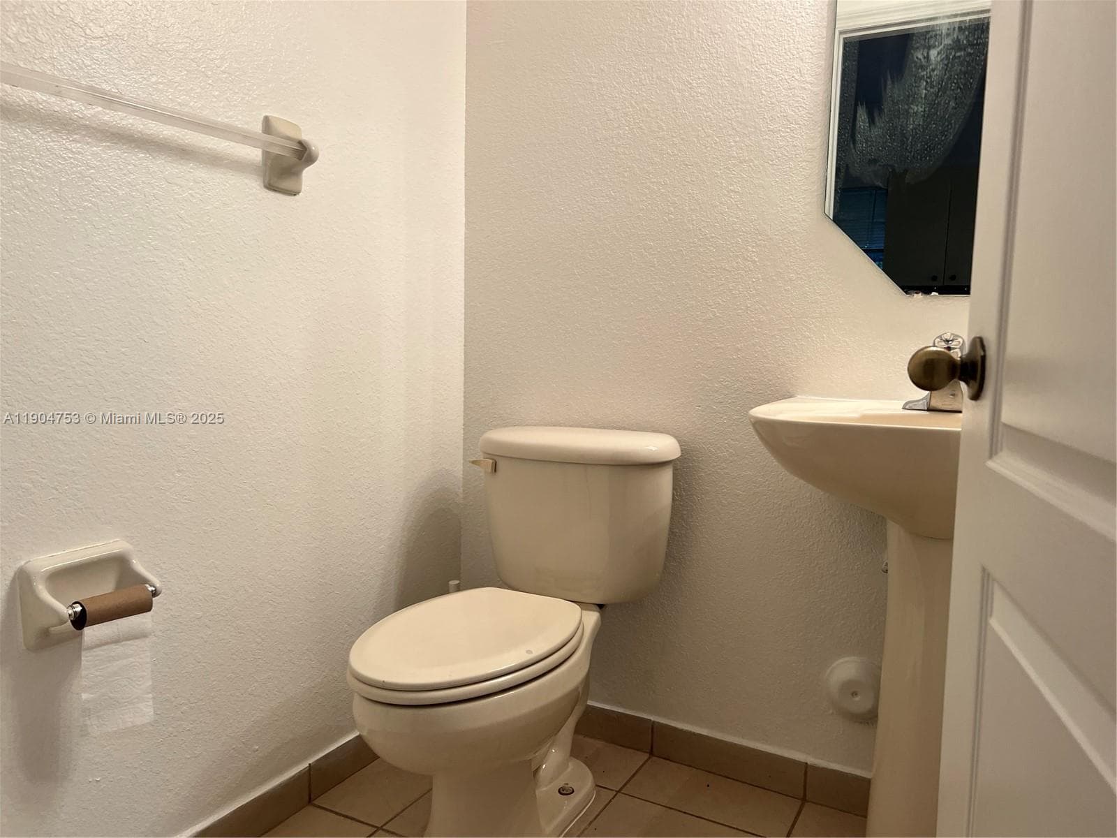 8564 SW 214th Way, Cutler Bay FL 33189 — 22