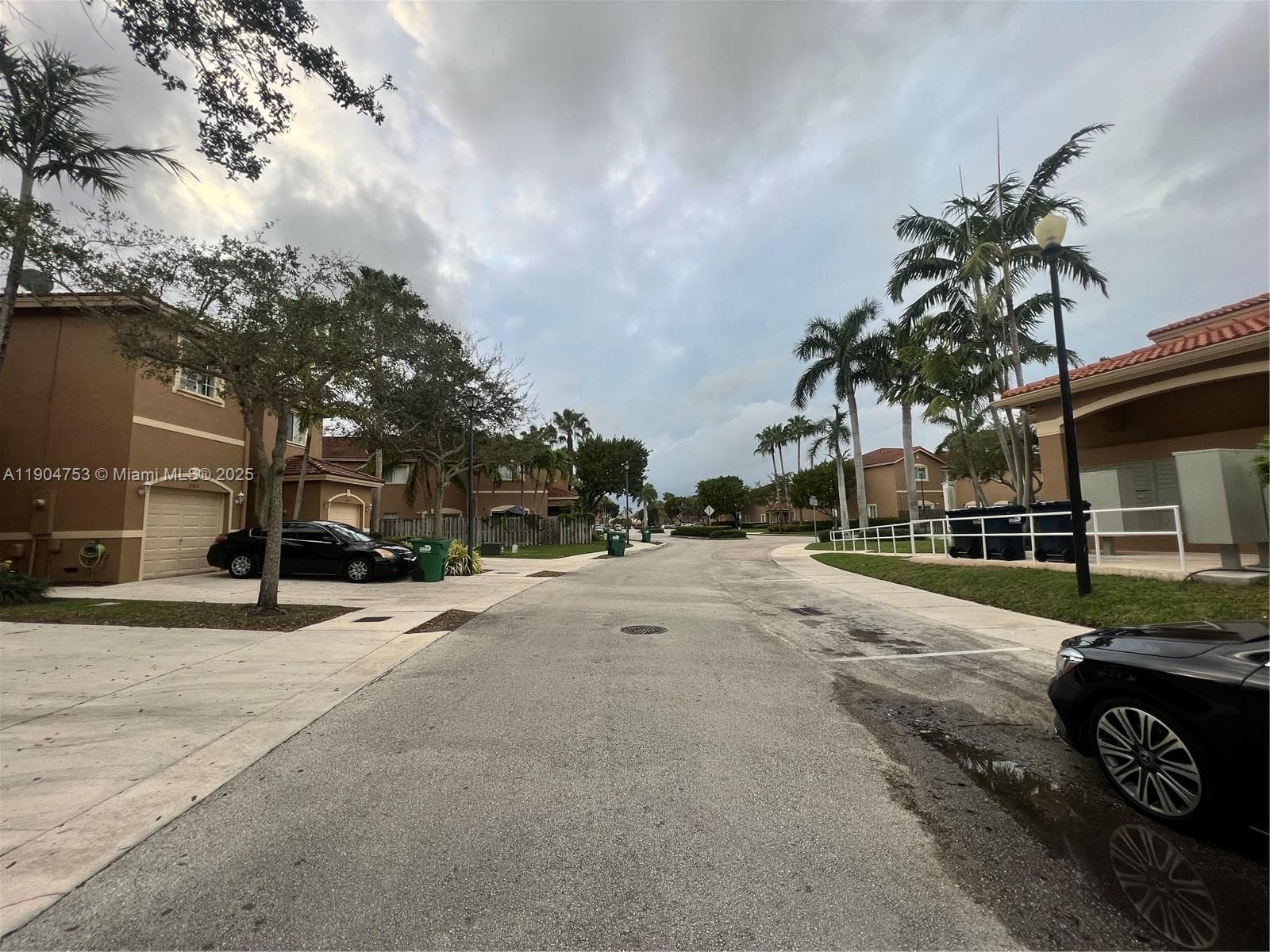 8564 SW 214th Way, Cutler Bay FL 33189 — 28