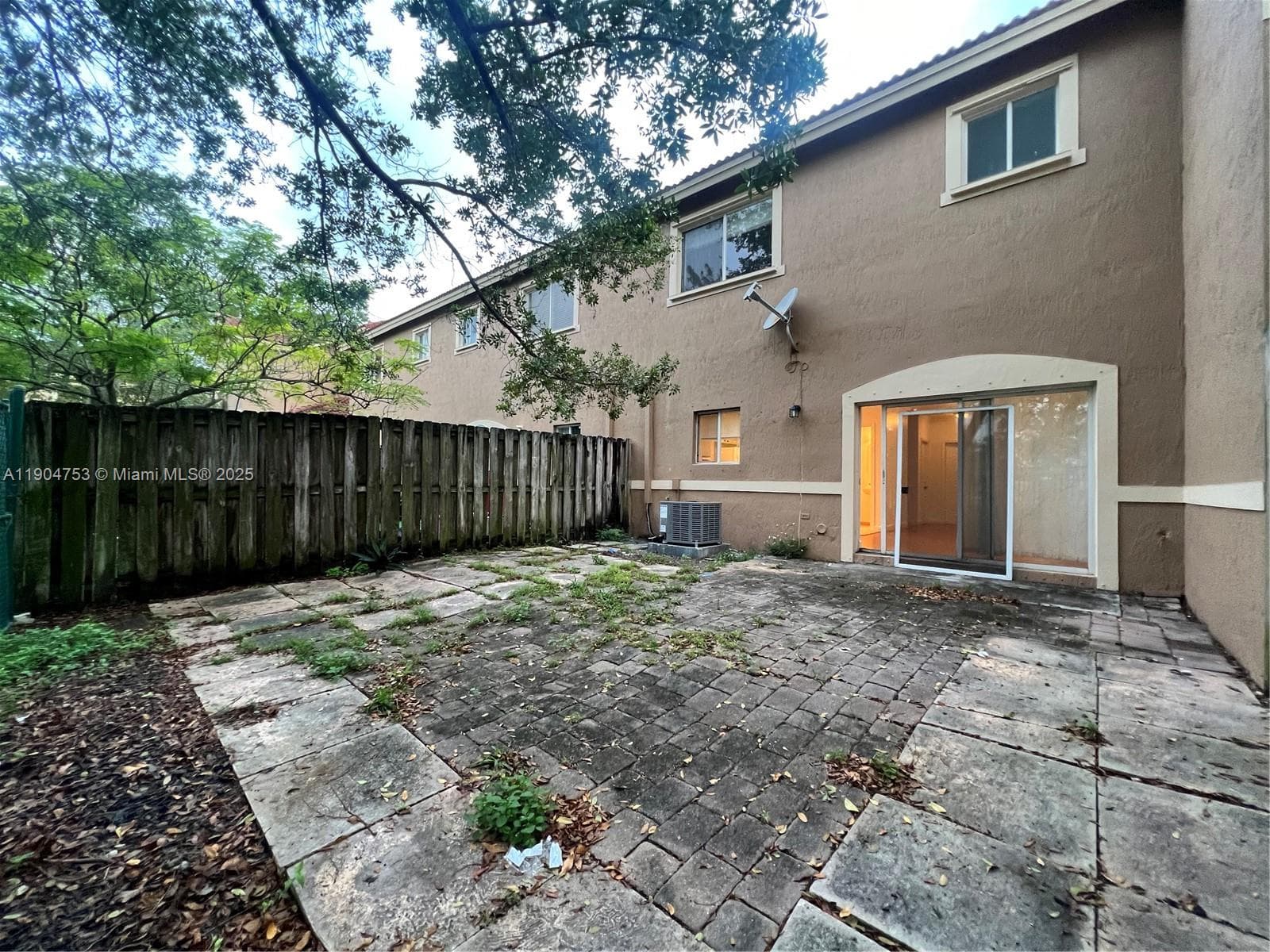 8564 SW 214th Way, Cutler Bay FL 33189 — 18