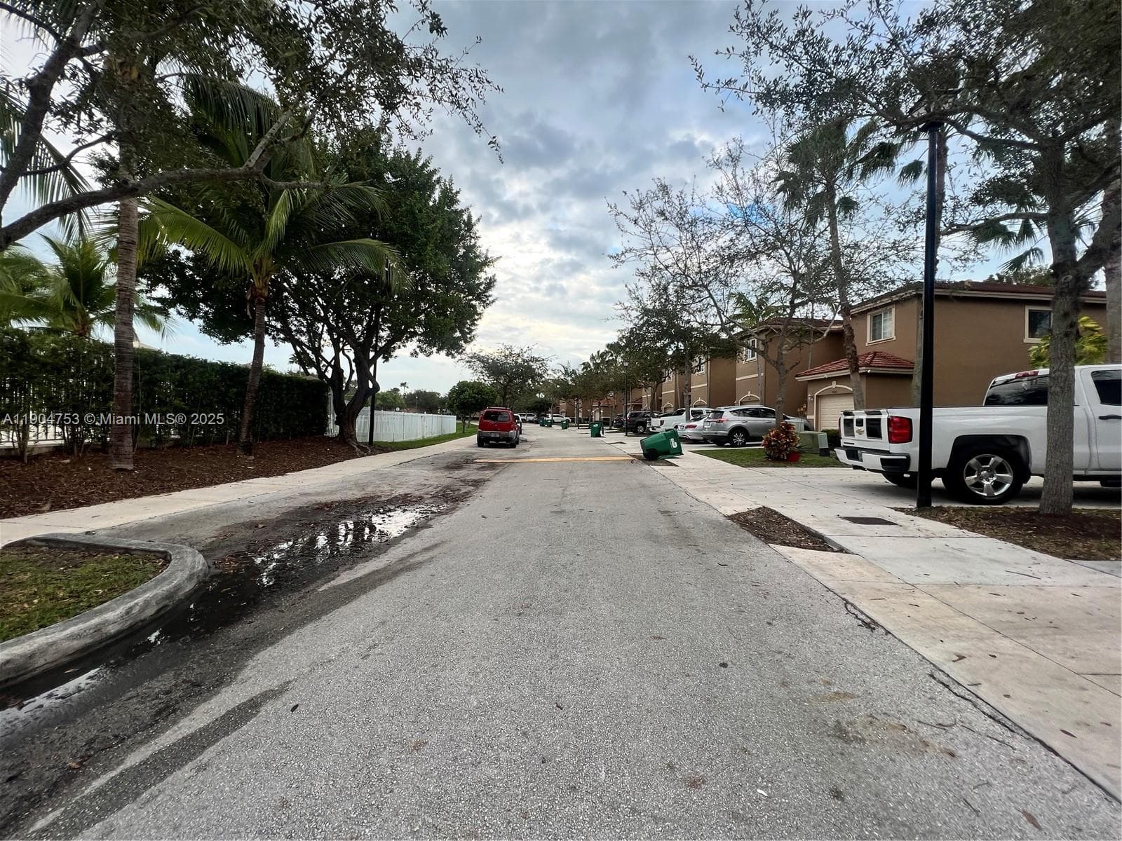 8564 SW 214th Way, Cutler Bay FL 33189 — 29