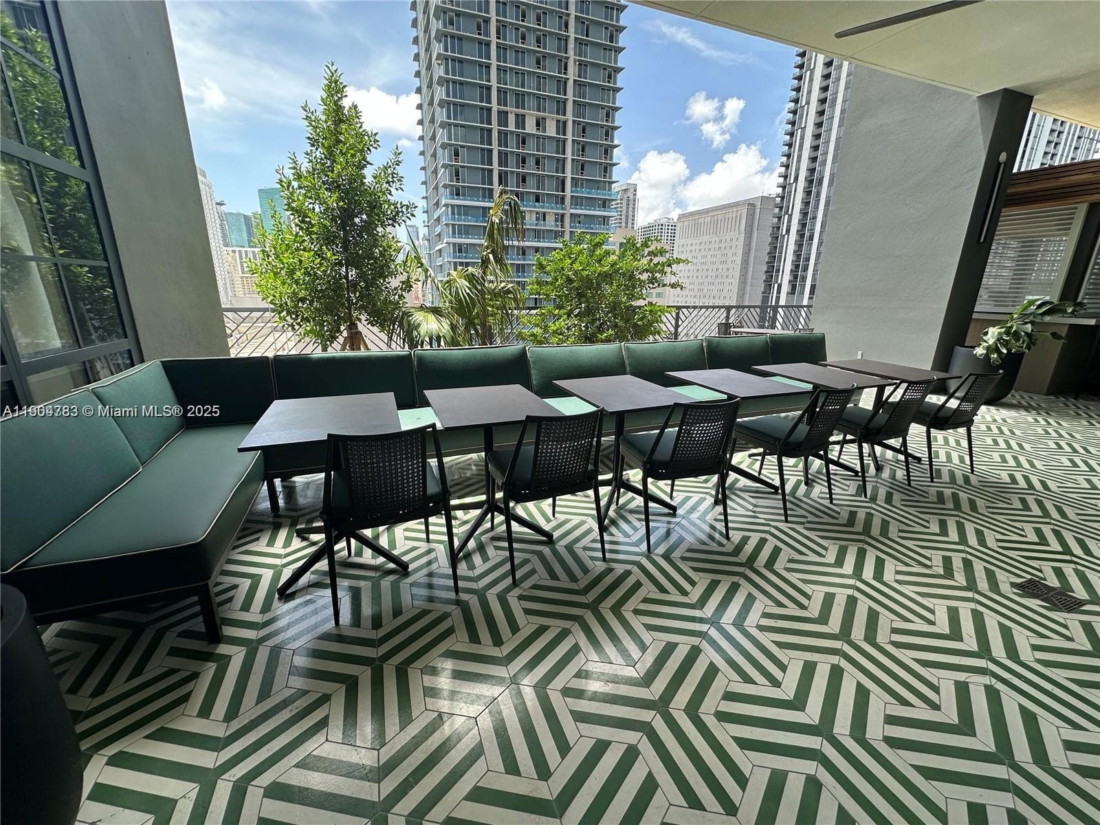 159 NE 6th St # 3404, Miami FL 33132 — 42