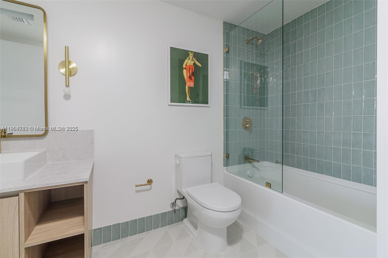159 NE 6th St # 3404, Miami FL 33132 — 24