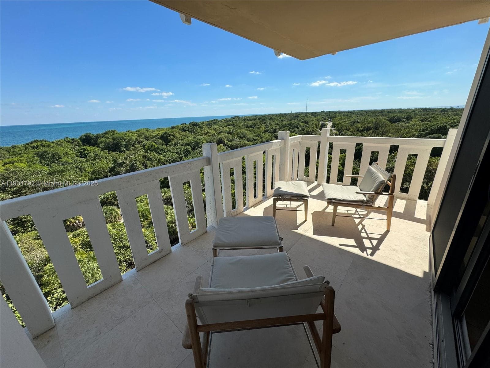1121 Crandon Blvd # D608, Key Biscayne FL 33149 — 2