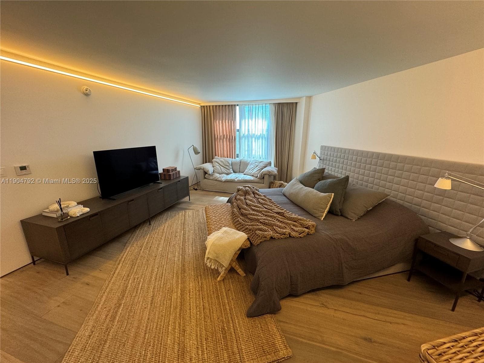 1121 Crandon Blvd # D608, Key Biscayne FL 33149 — 13