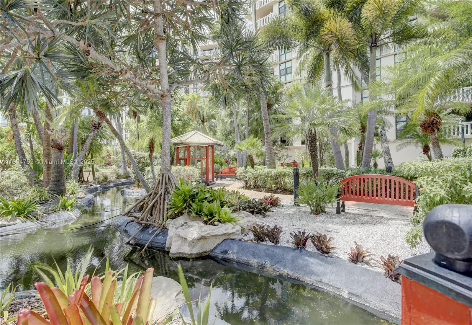 1121 Crandon Blvd # D608, Key Biscayne FL 33149 — 24