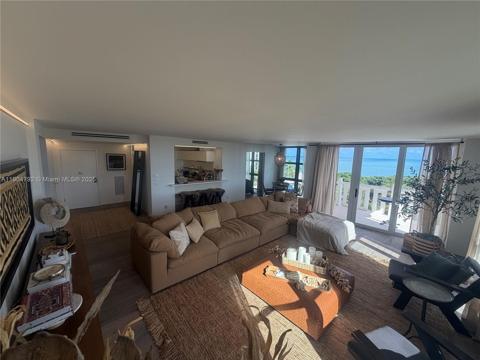 1121 Crandon Blvd # D608, Key Biscayne FL 33149 — 4