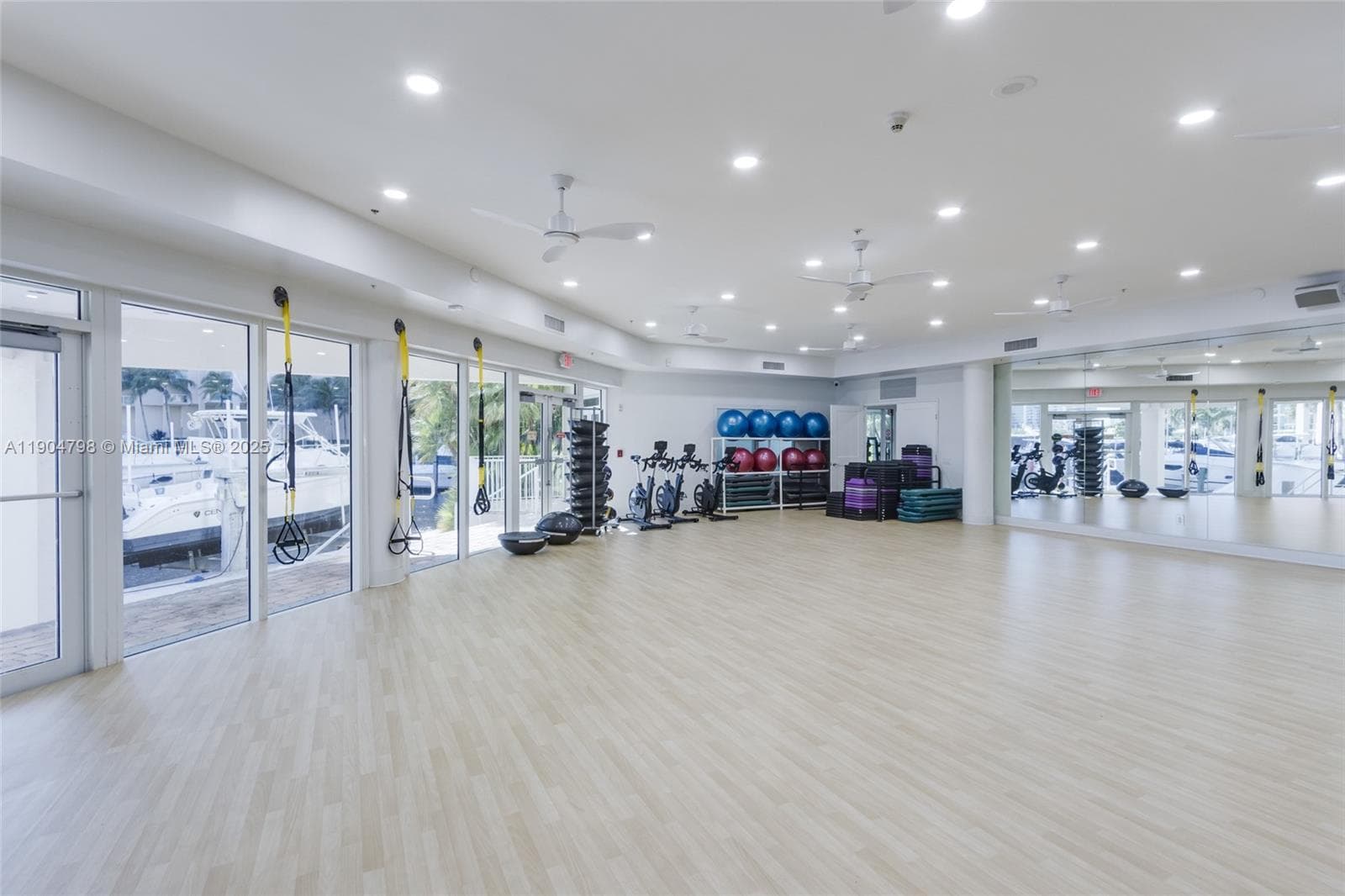 3370 Hidden Bay Dr # 303, Aventura FL 33180 — 43