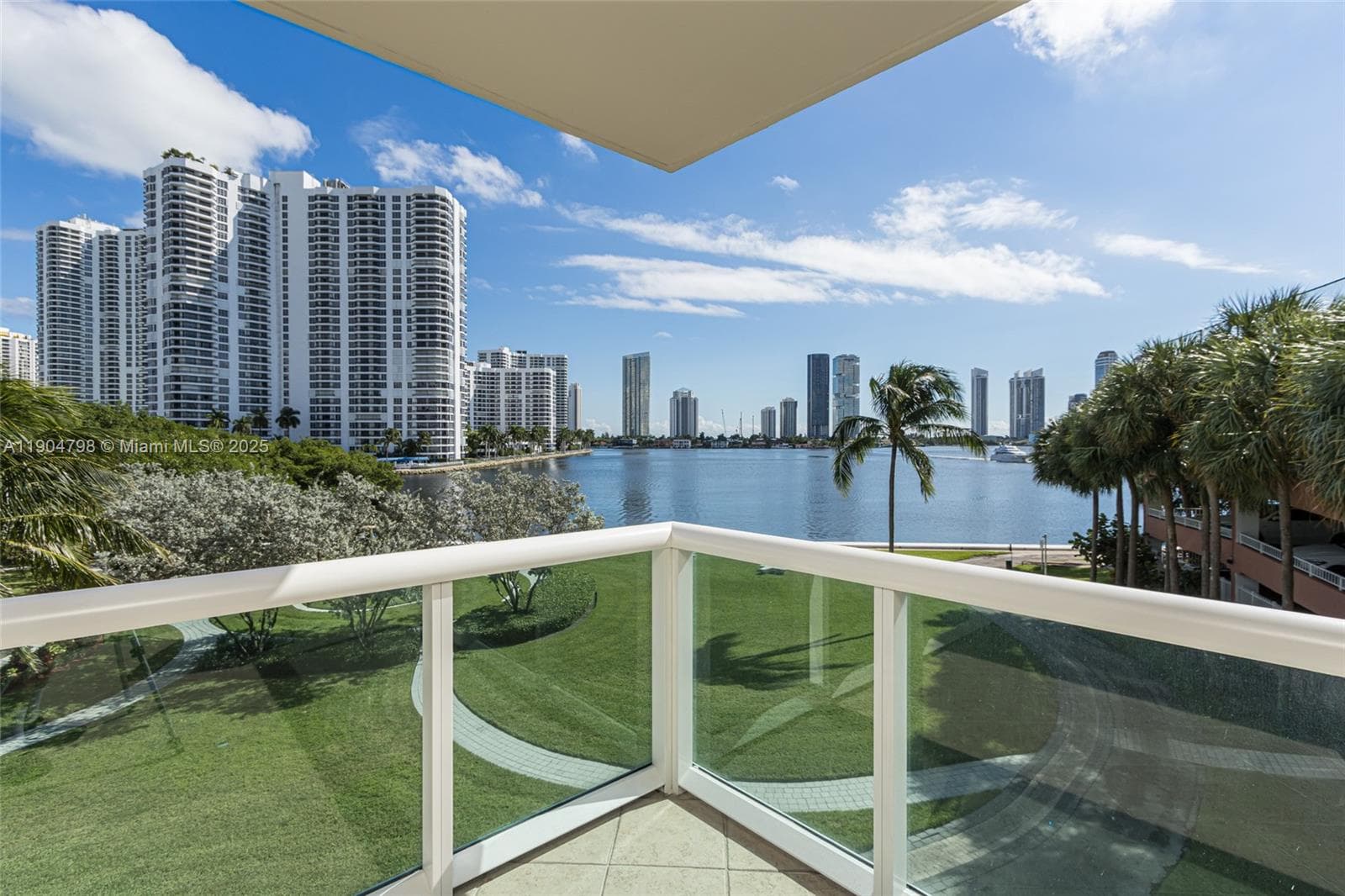 3370 Hidden Bay Dr # 303, Aventura FL 33180 — 38