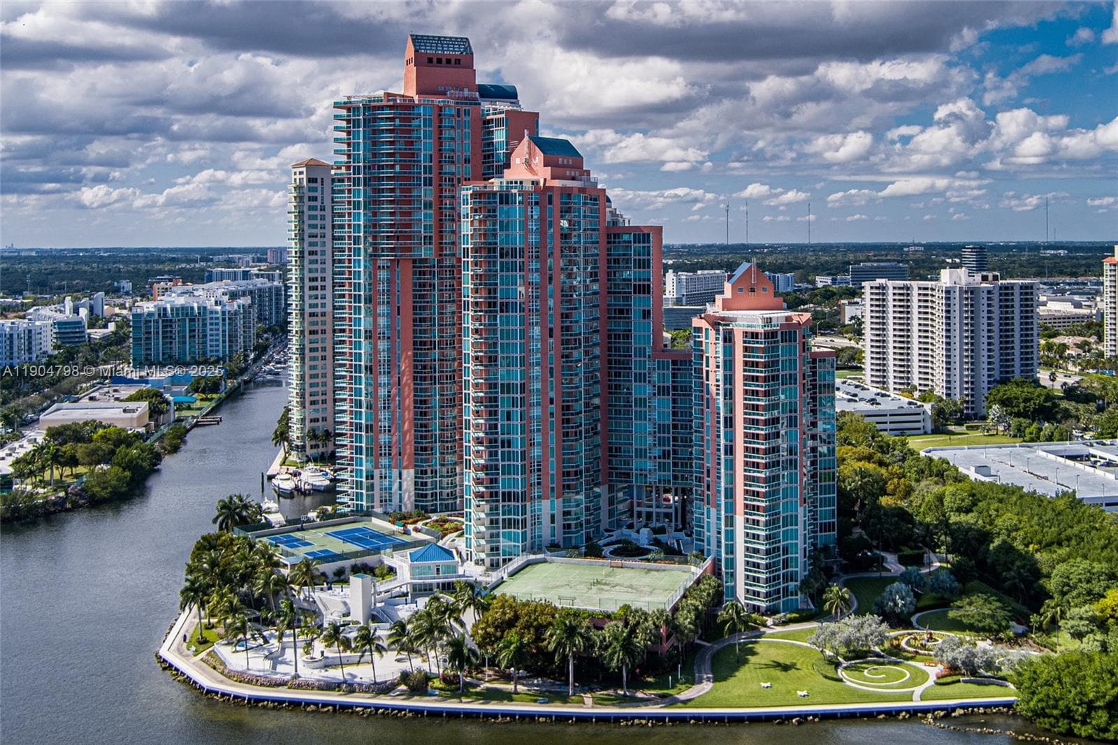 3370 Hidden Bay Dr # 303, Aventura FL 33180 — 55