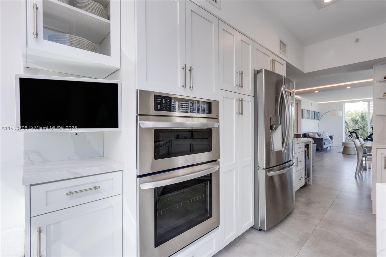 3370 Hidden Bay Dr # 303, Aventura FL 33180 — 15