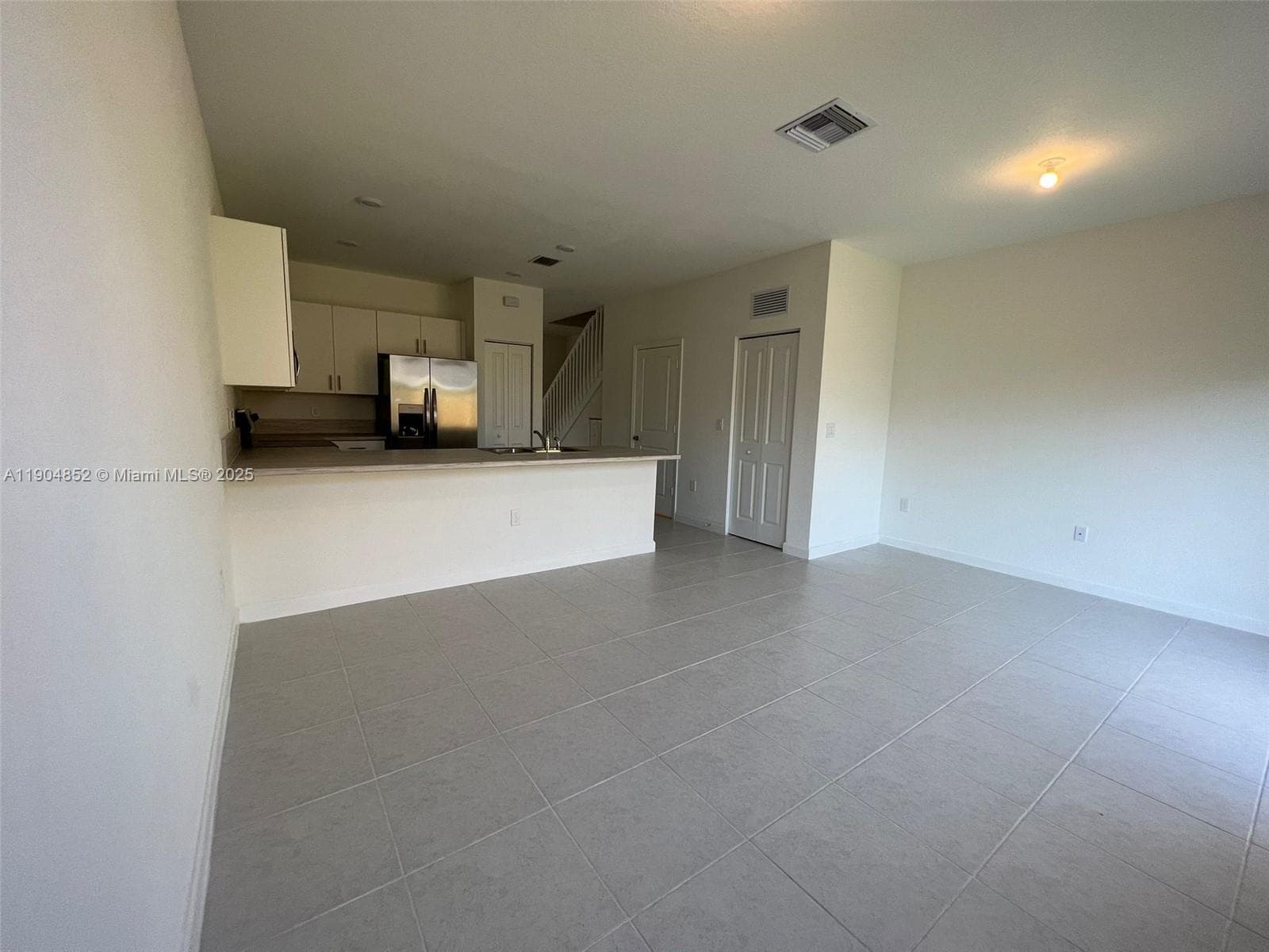 875 NE 211TH ST # 0, Miami FL 33179 — 7