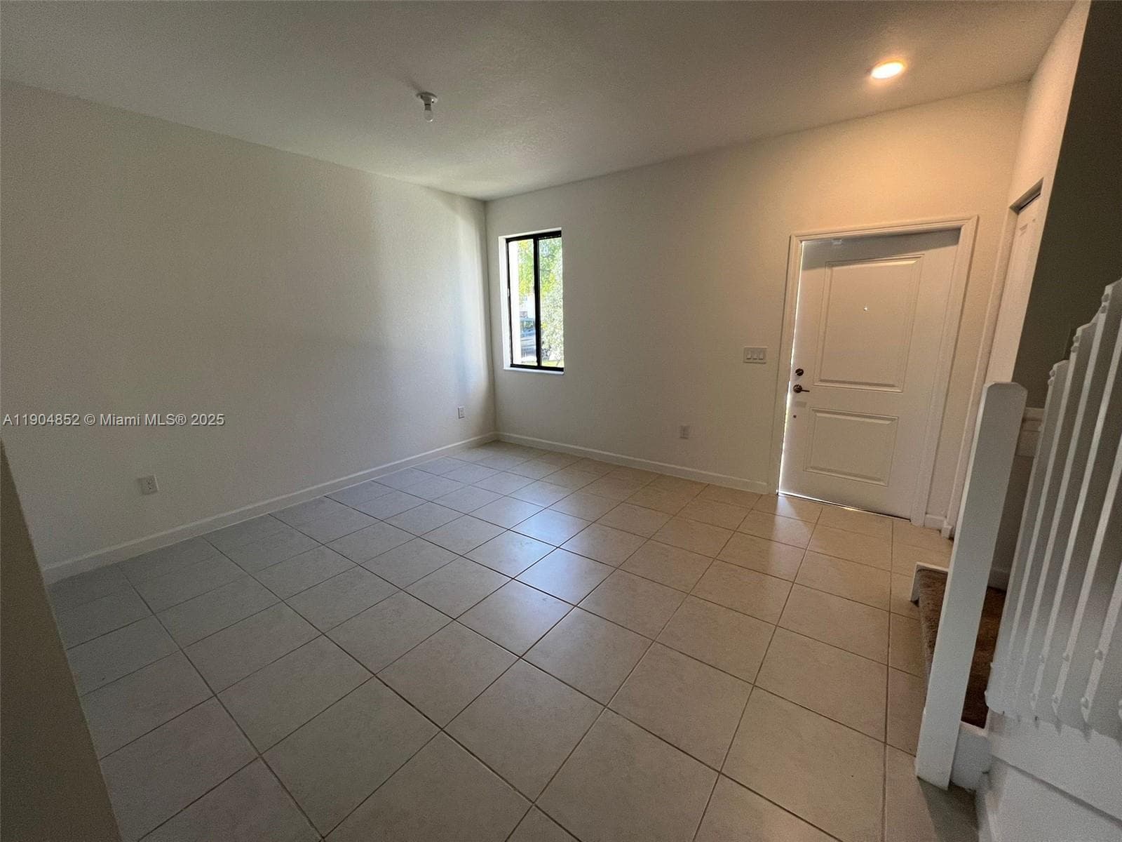 875 NE 211TH ST # 0, Miami FL 33179 — 5