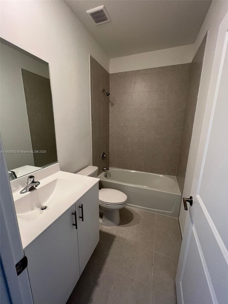 875 NE 211TH ST # 0, Miami FL 33179 — 15