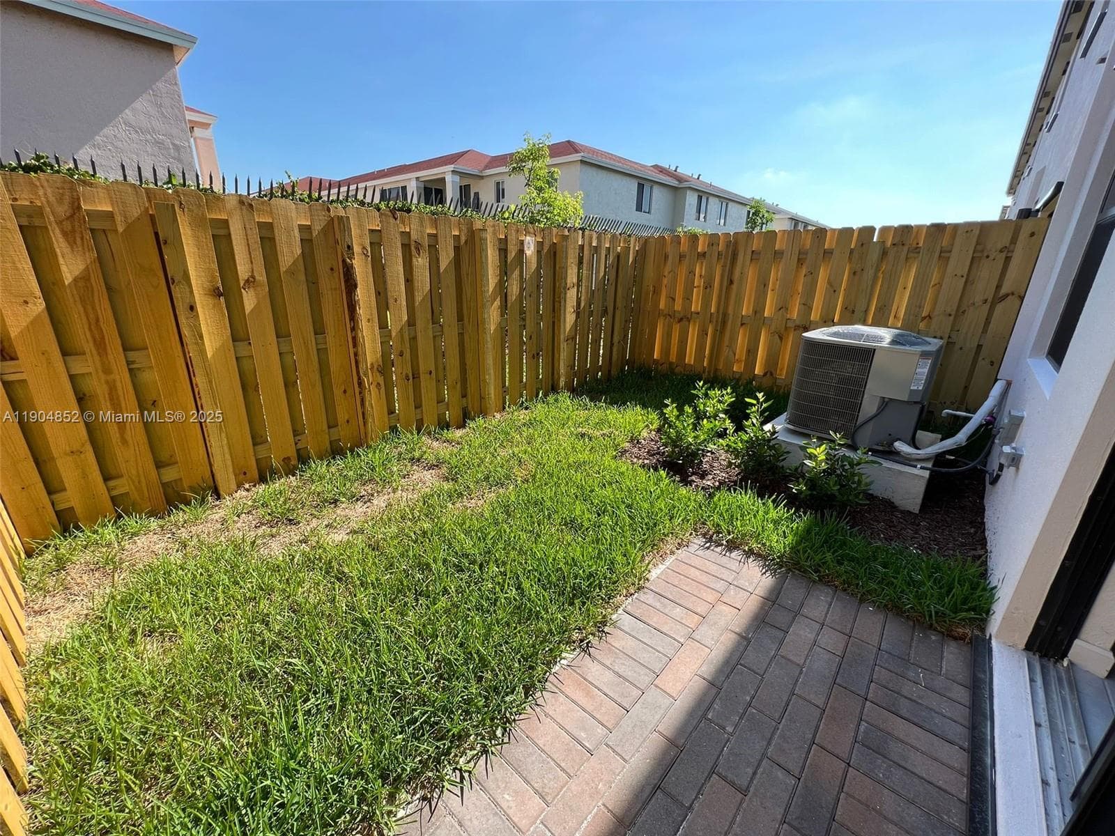 875 NE 211TH ST # 0, Miami FL 33179 — 21