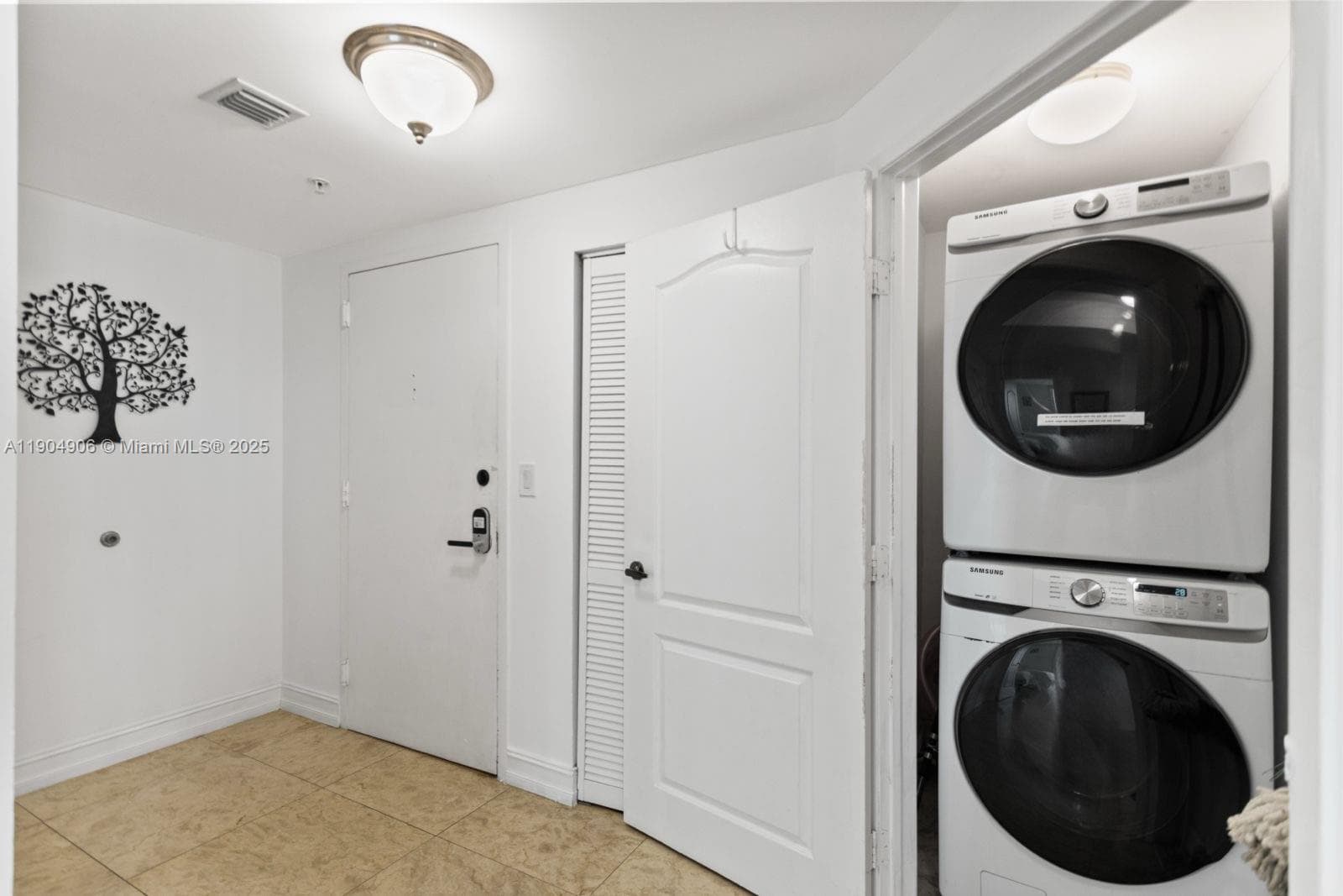 17555 Atlantic Blvd, Sunny Isles Beach FL 33160 — 11
