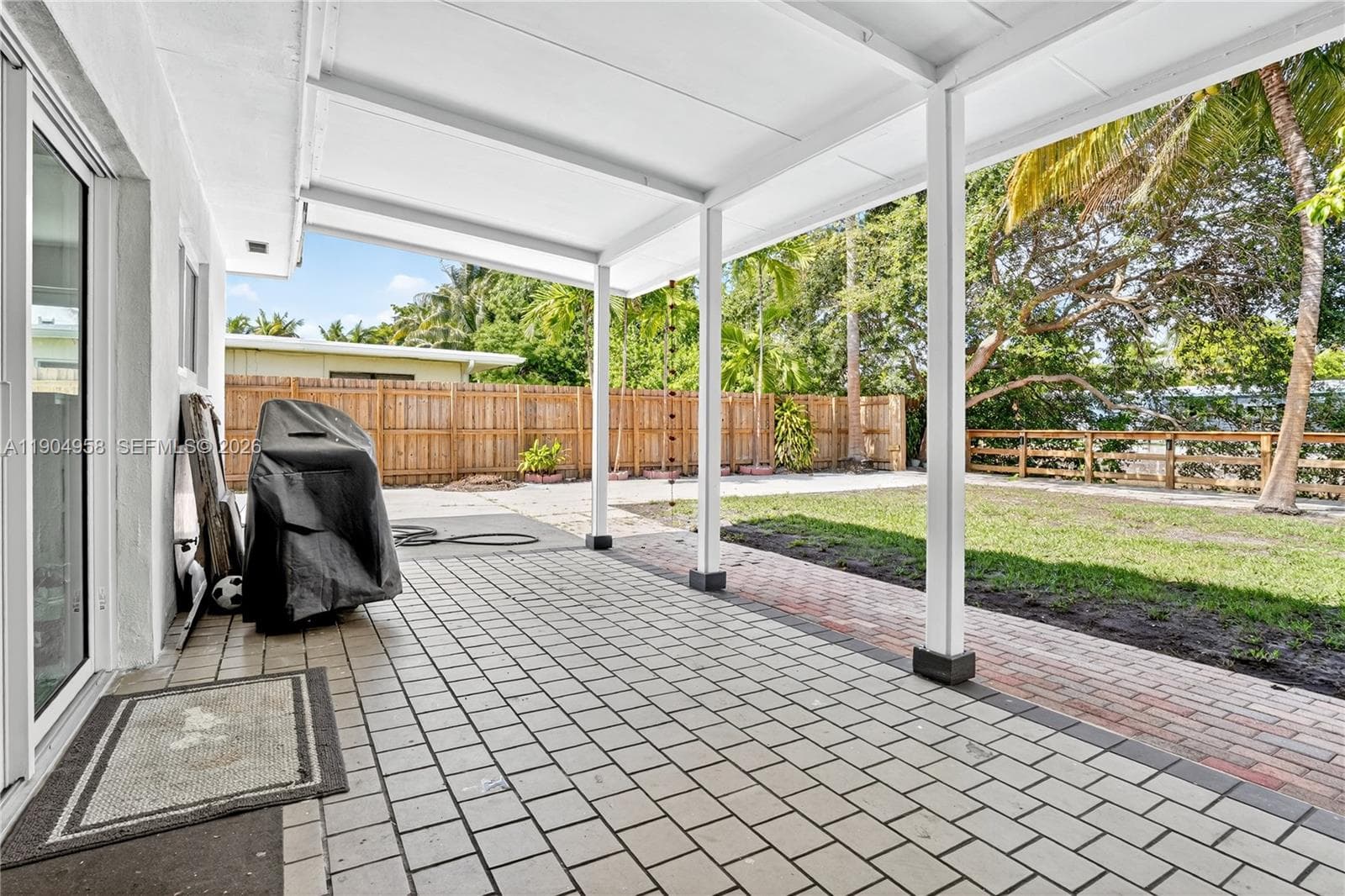 2325 NE 194 Street, Miami FL 33180 — 13